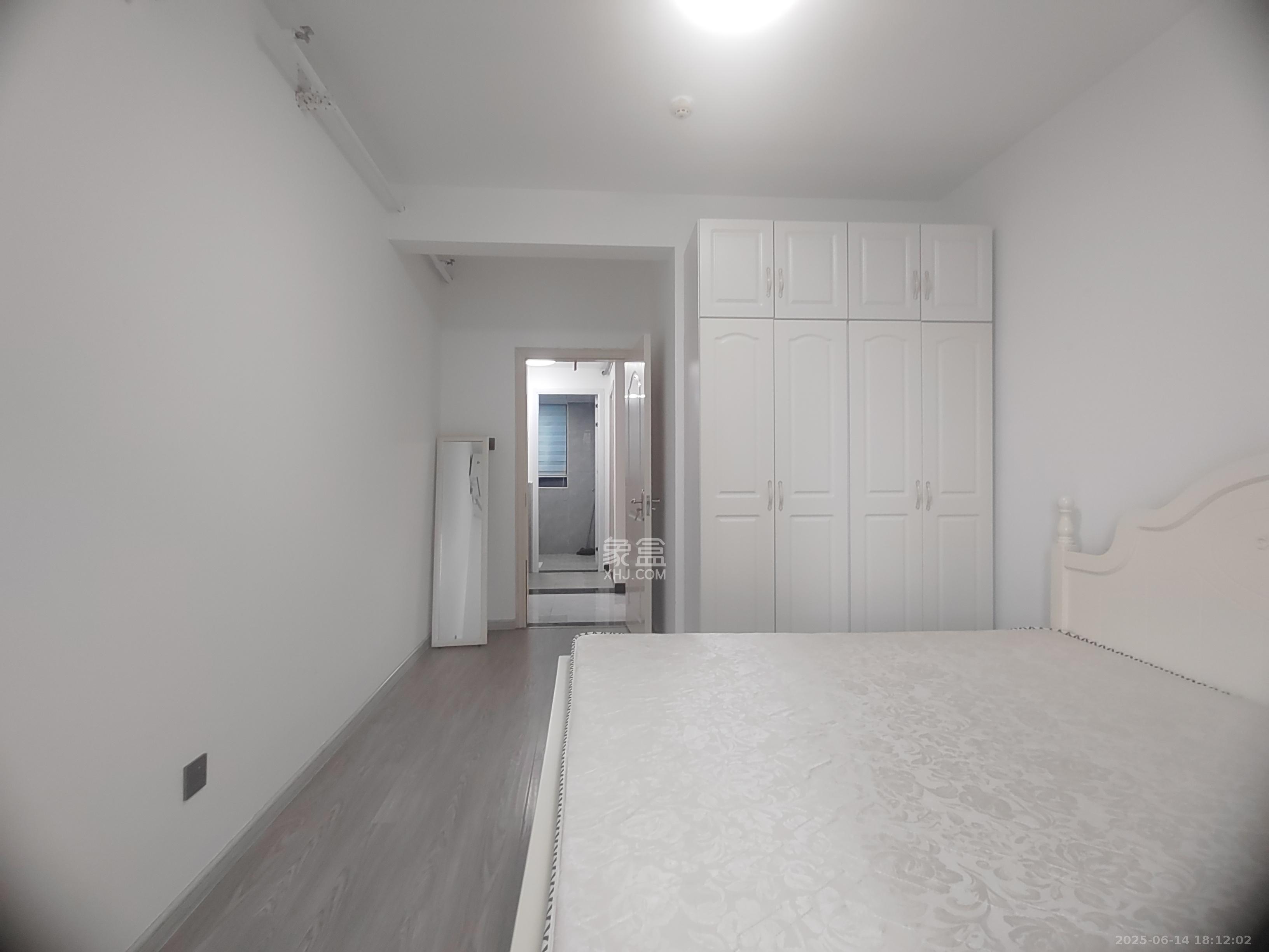 保利天禧D区 3室2厅1卫 3000.0元/月 保利天禧D区 3室2厅1卫 3000.0元/月室内图