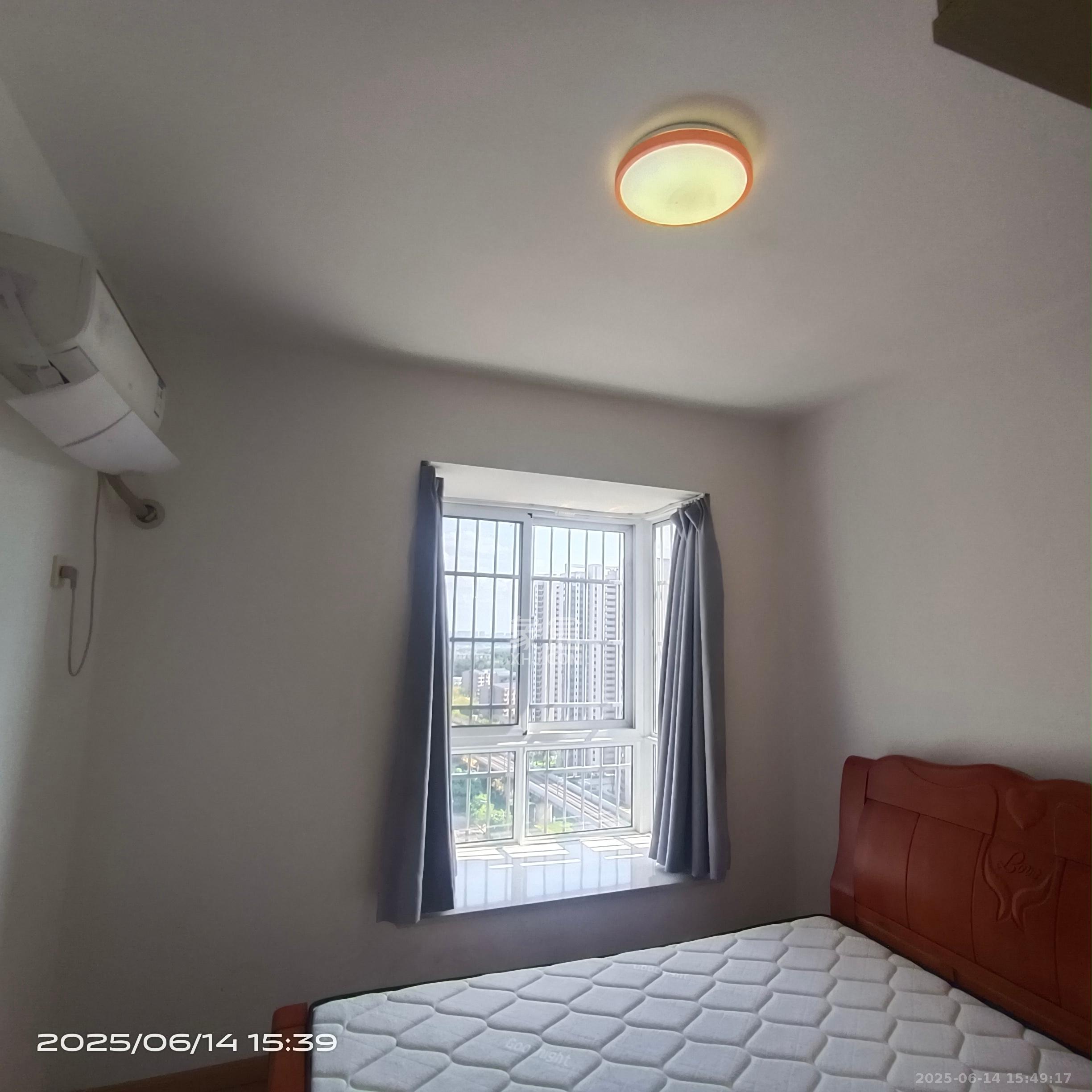 凯富南方鑫城 2室2厅1卫 2200.0元/月 凯富南方鑫城 2室2厅1卫 2200.0元/月室内图