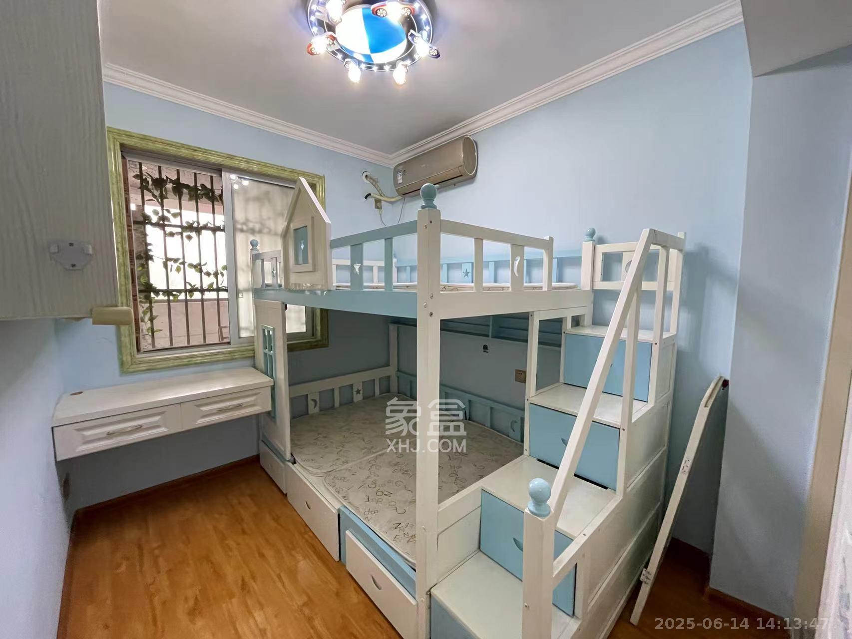 达美美立方 3室2厅1卫 2600.0元/月 达美美立方 3室2厅1卫 2600.0元/月室内图