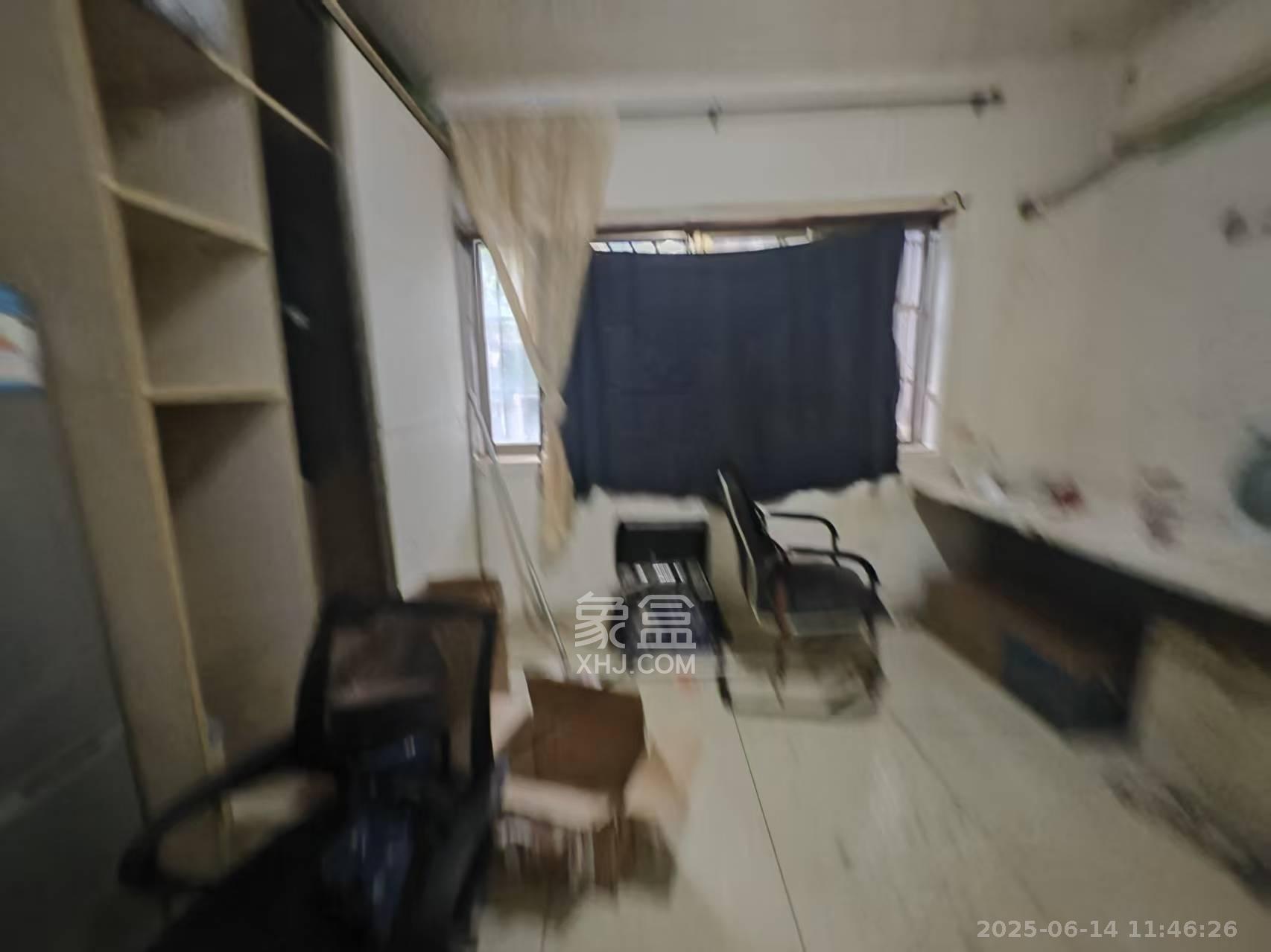 三和公寓  1室1厅1卫   1000.00元/月室内图