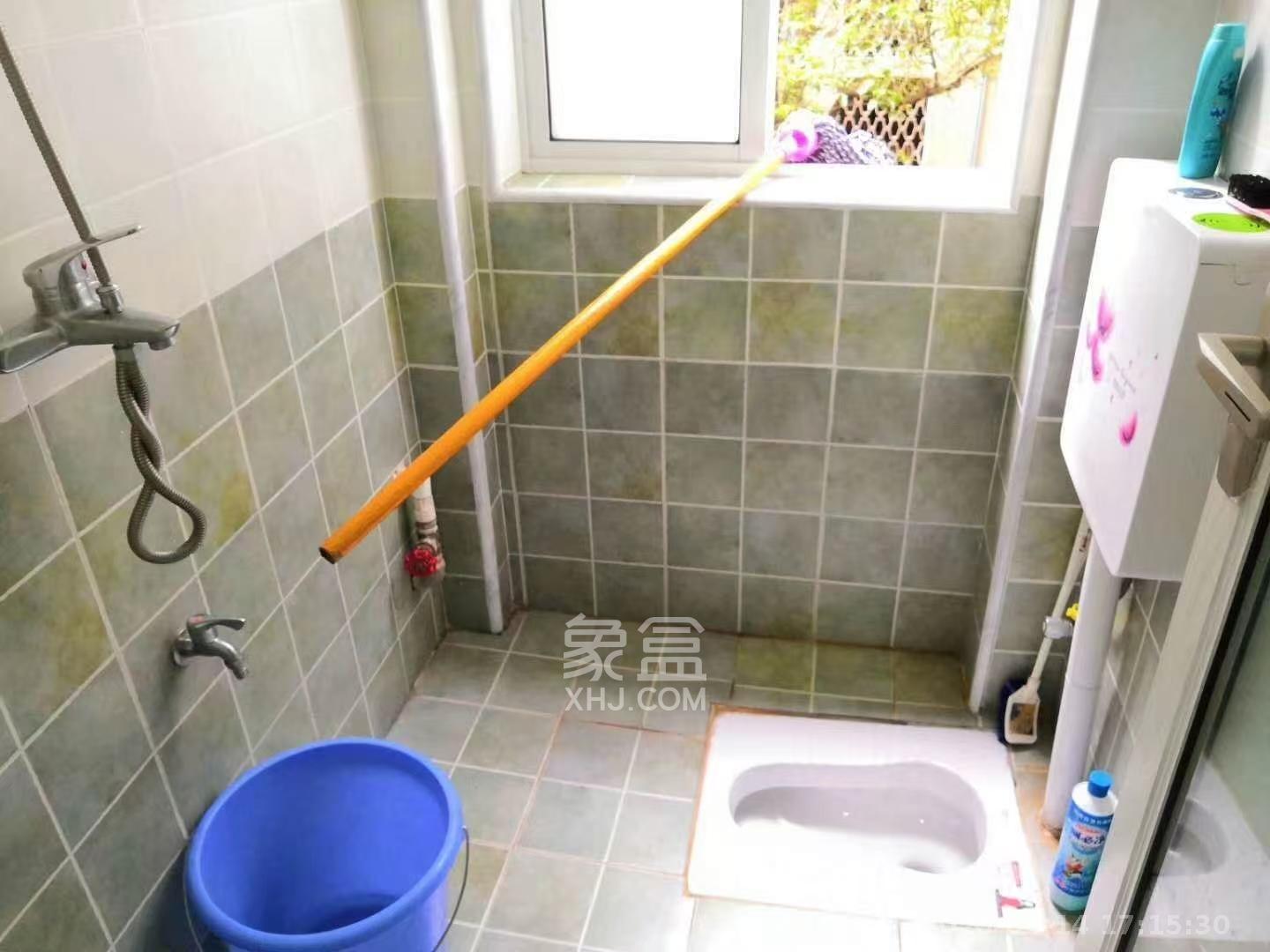 砂子塘商检局宿舍  3室1厅2卫   2500.00元/月室内图