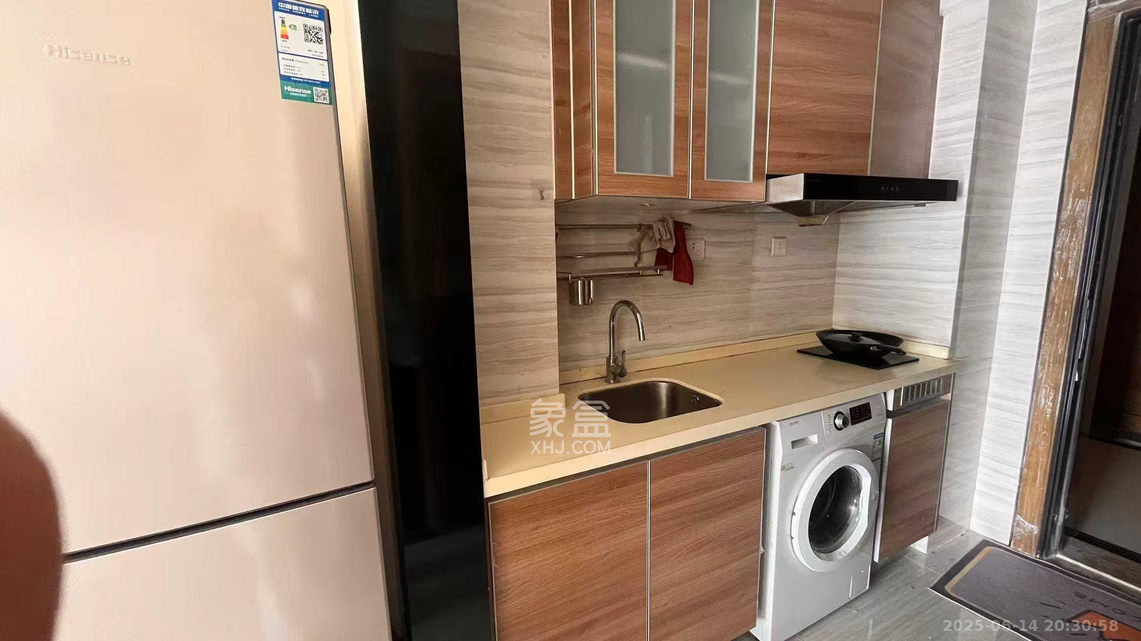 恒大国际广场 1室1厅1卫 1550.0元/月 恒大国际广场 1室1厅1卫 1550.0元/月室内图