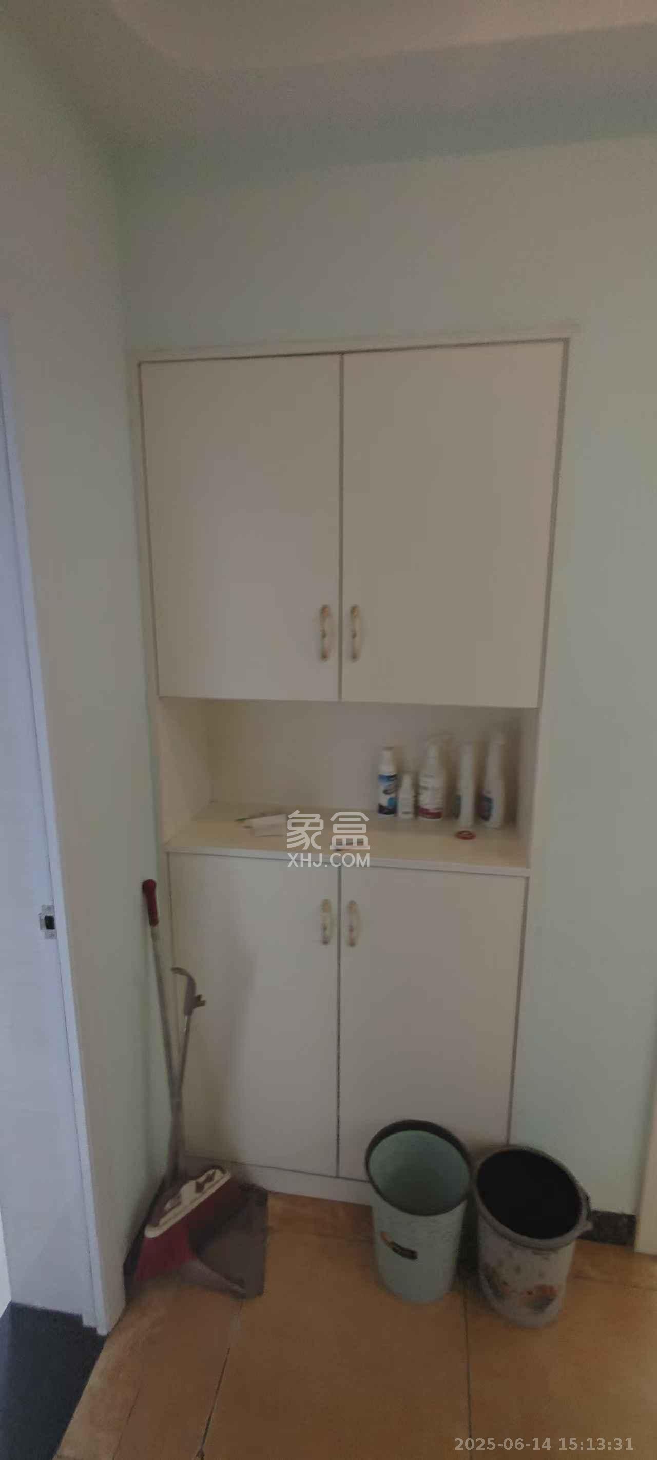 万里时代 3室2厅2卫 3000.0元/月 万里时代 3室2厅2卫 3000.0元/月室内图