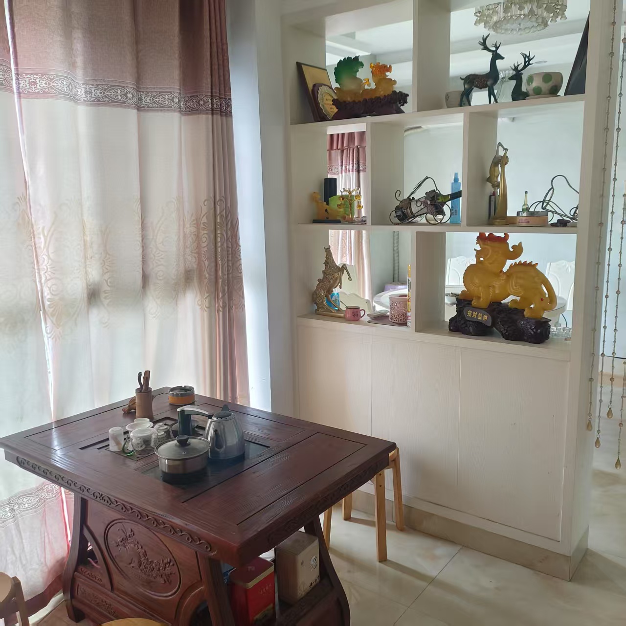 幸福嘉园 3室2厅2卫 2100.0元/月 幸福嘉园 3室2厅2卫 2100.0元/月室内图