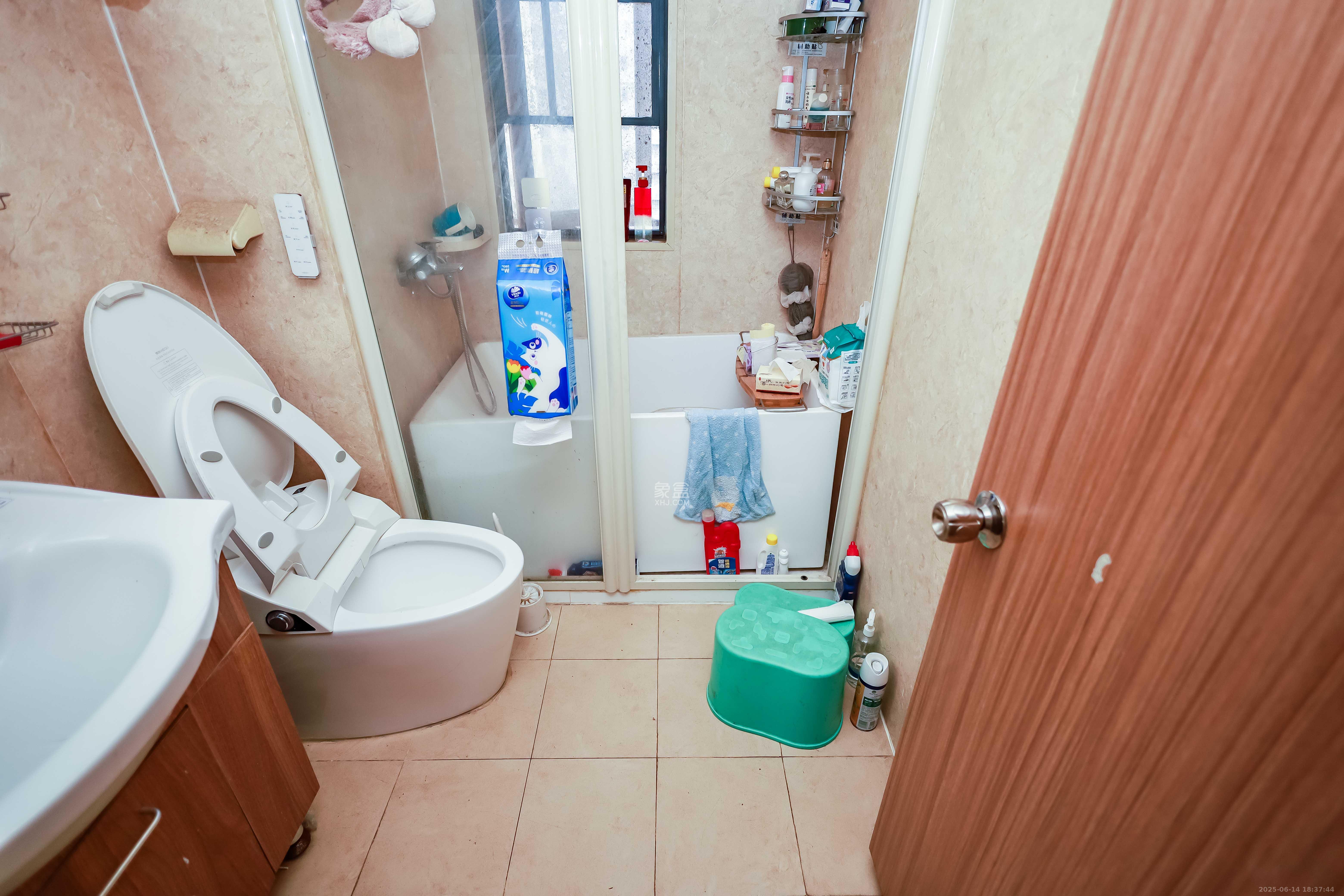 麓谷小镇 4室2厅2卫 92.8万 麓谷小镇 4室2厅2卫 92.8万卫生间