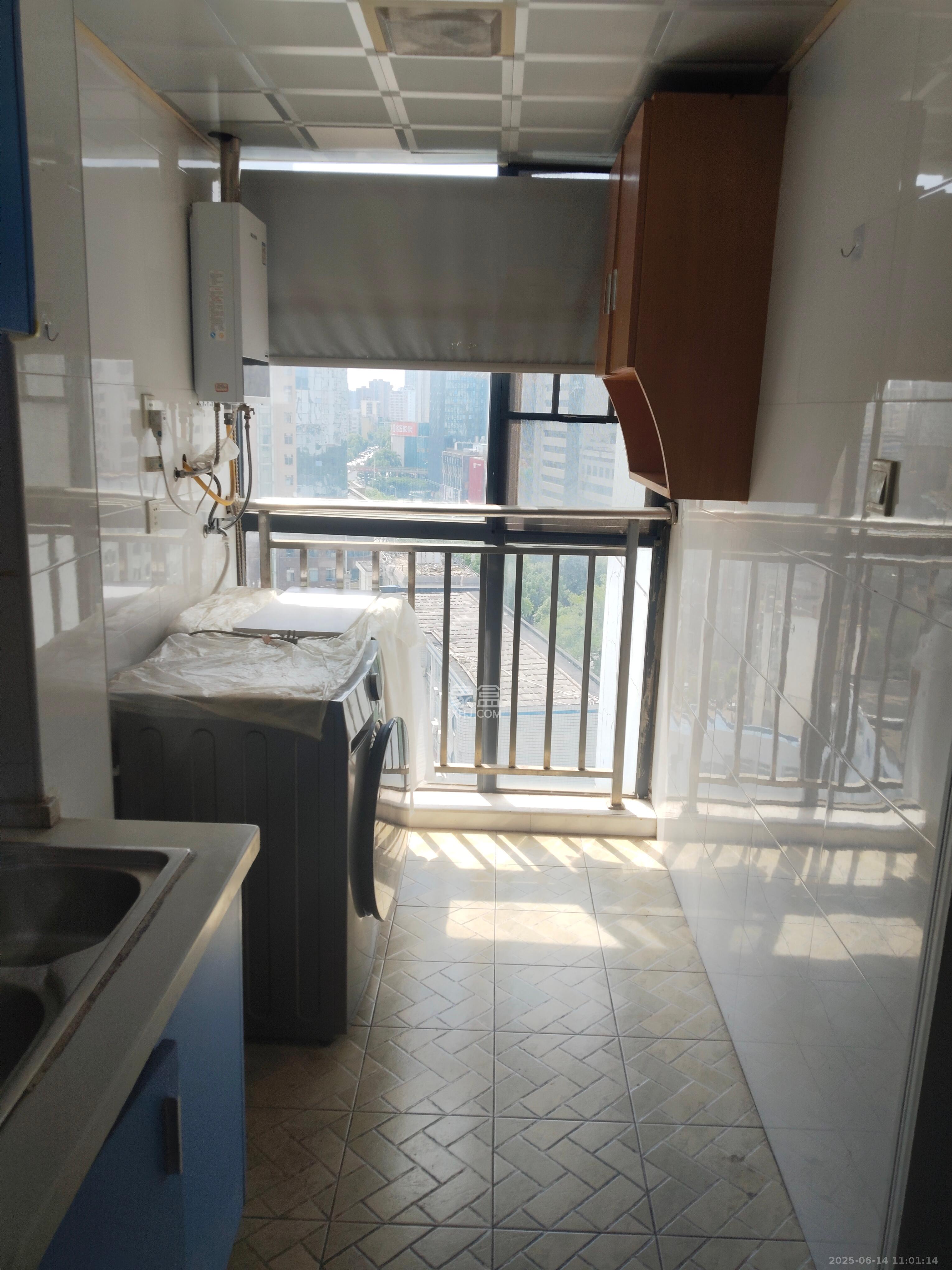 枫丹雅苑(天辰枫丹白露) 2室1厅1卫 3200.0元/月 枫丹雅苑(天辰枫丹白露) 2室1厅1卫 3200.0元/月室内图