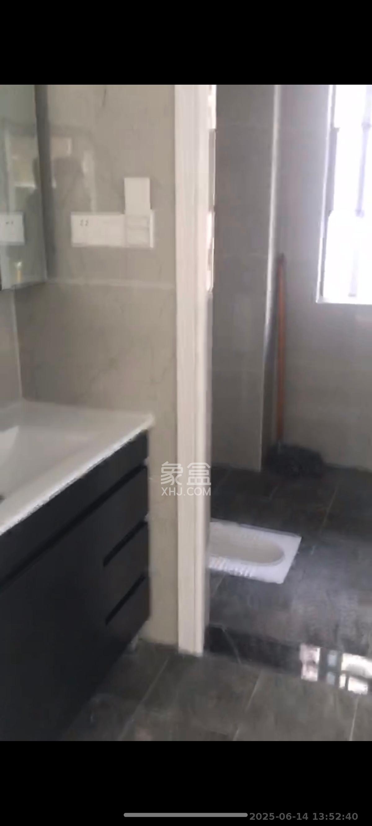 梅溪湖合能璞丽  3室2厅2卫   2600.00元/月室内图