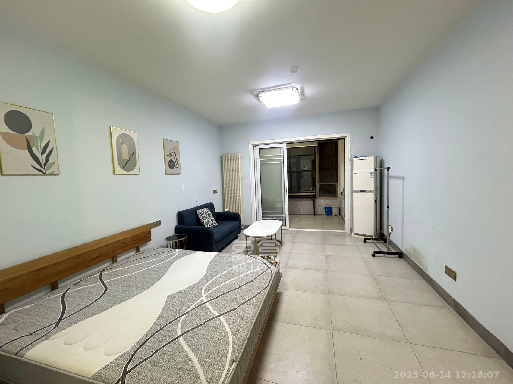 怡海星城  1室1厅1卫    1200.0元/月 怡海星城  1室1厅1卫    1200.0元/月室内图