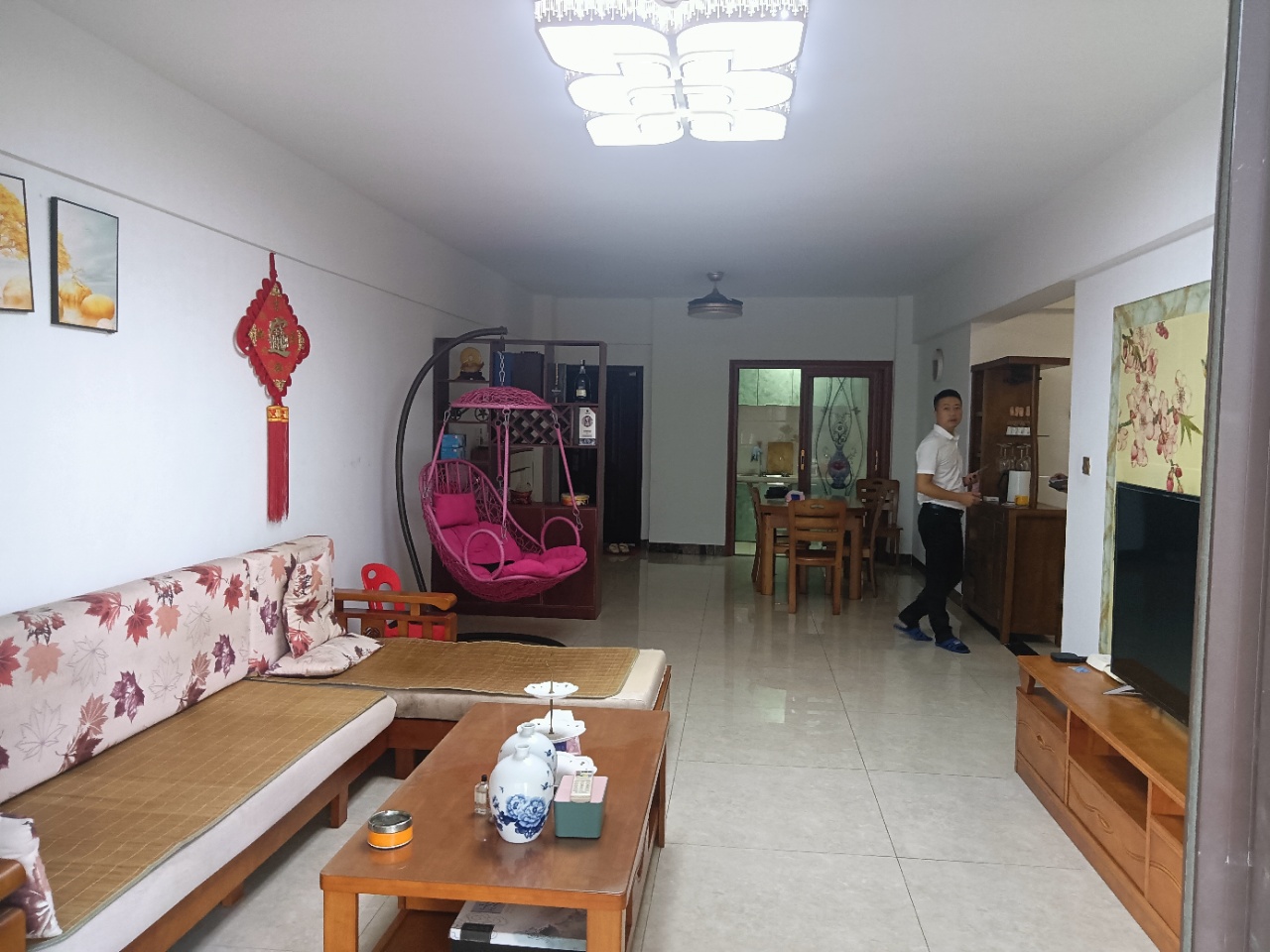 九九华府(一期) 3室2厅2卫 165.0万 九九华府(一期) 3室2厅2卫 165.0万户型图