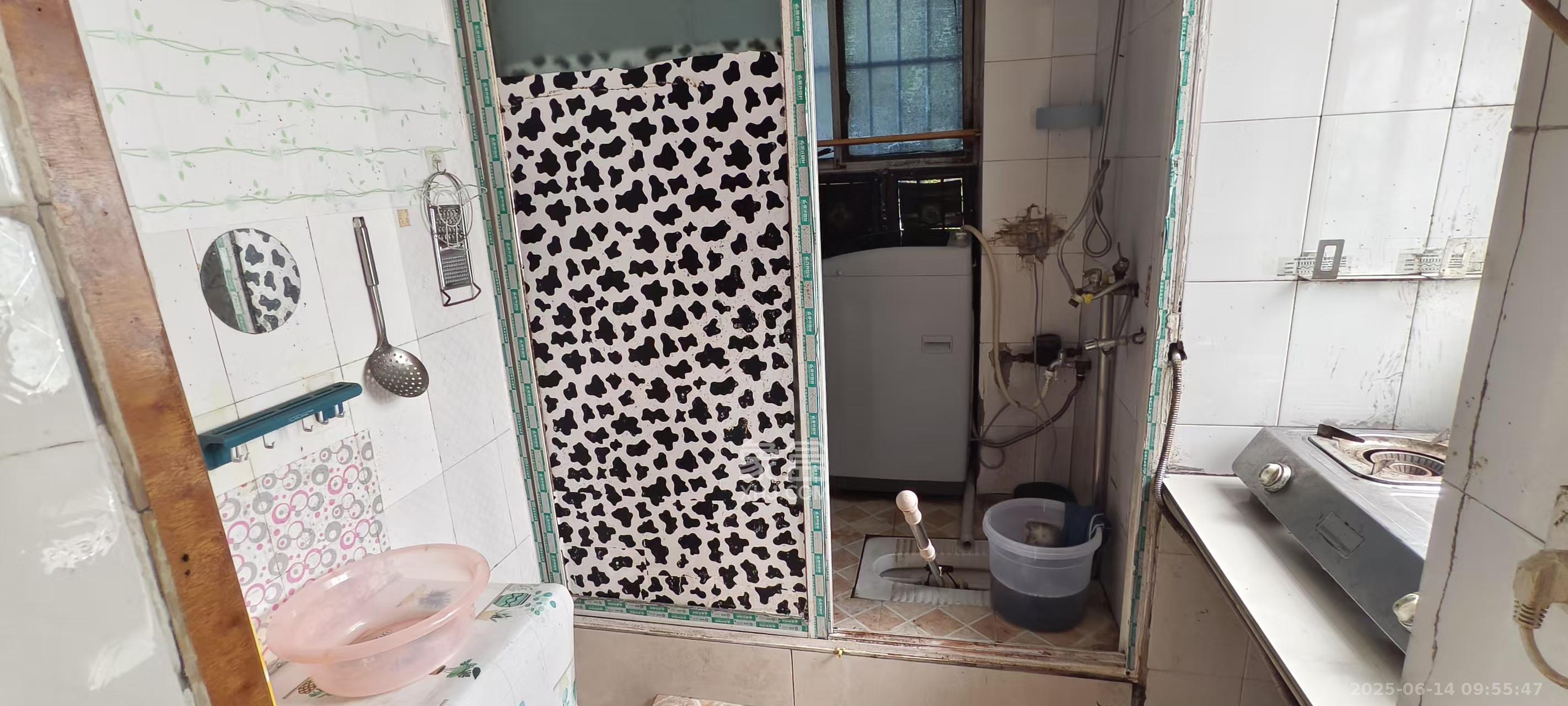 火把山小区 1室1厅1卫 1000.0元/月 火把山小区 1室1厅1卫 1000.0元/月室内图