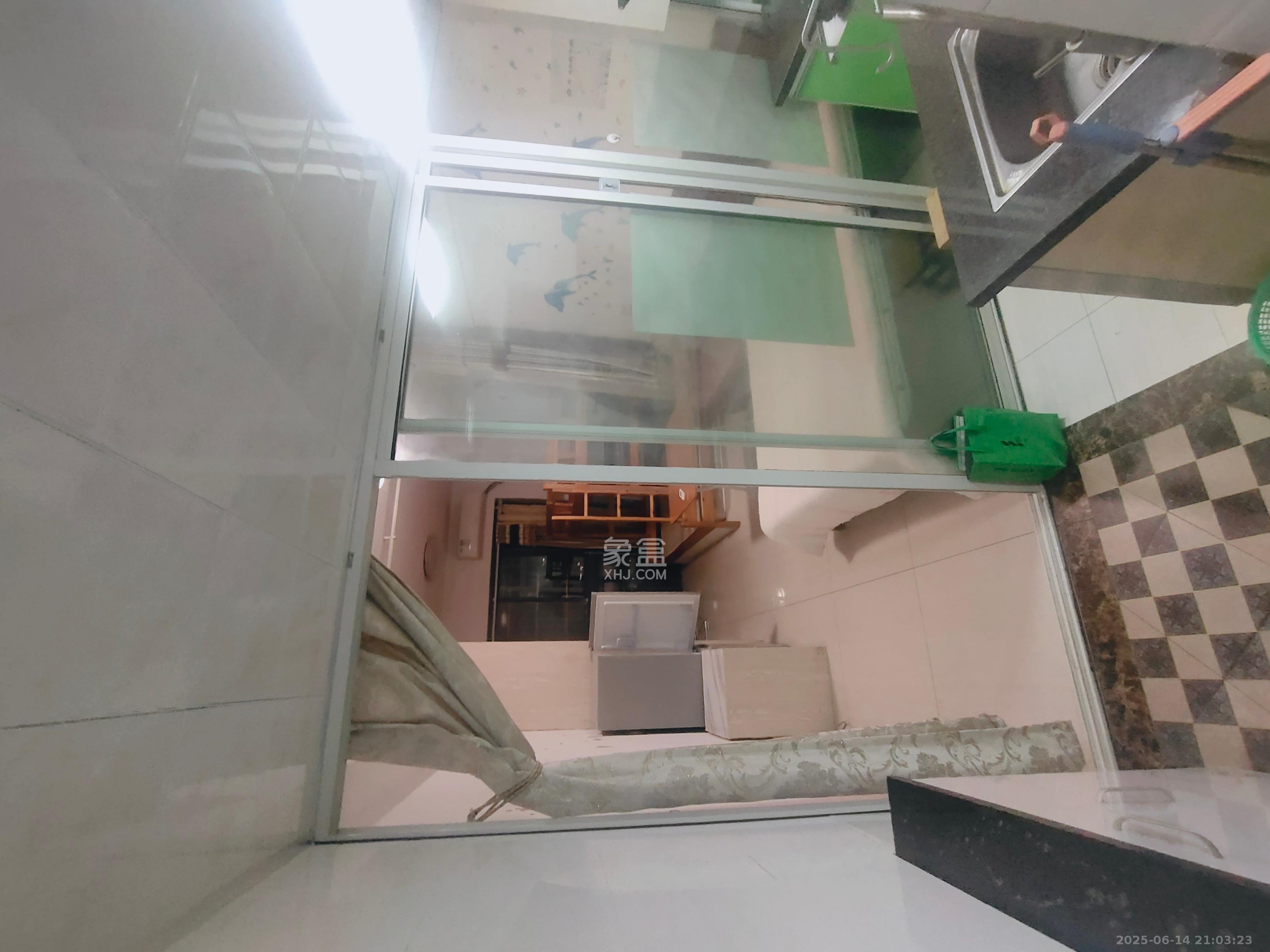 鑫远熙山  1室1厅1卫   1500.00元/月室内图