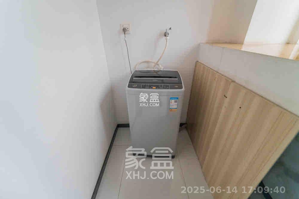 博雅例外  1室1厅1卫   1300.00元/月室内图
