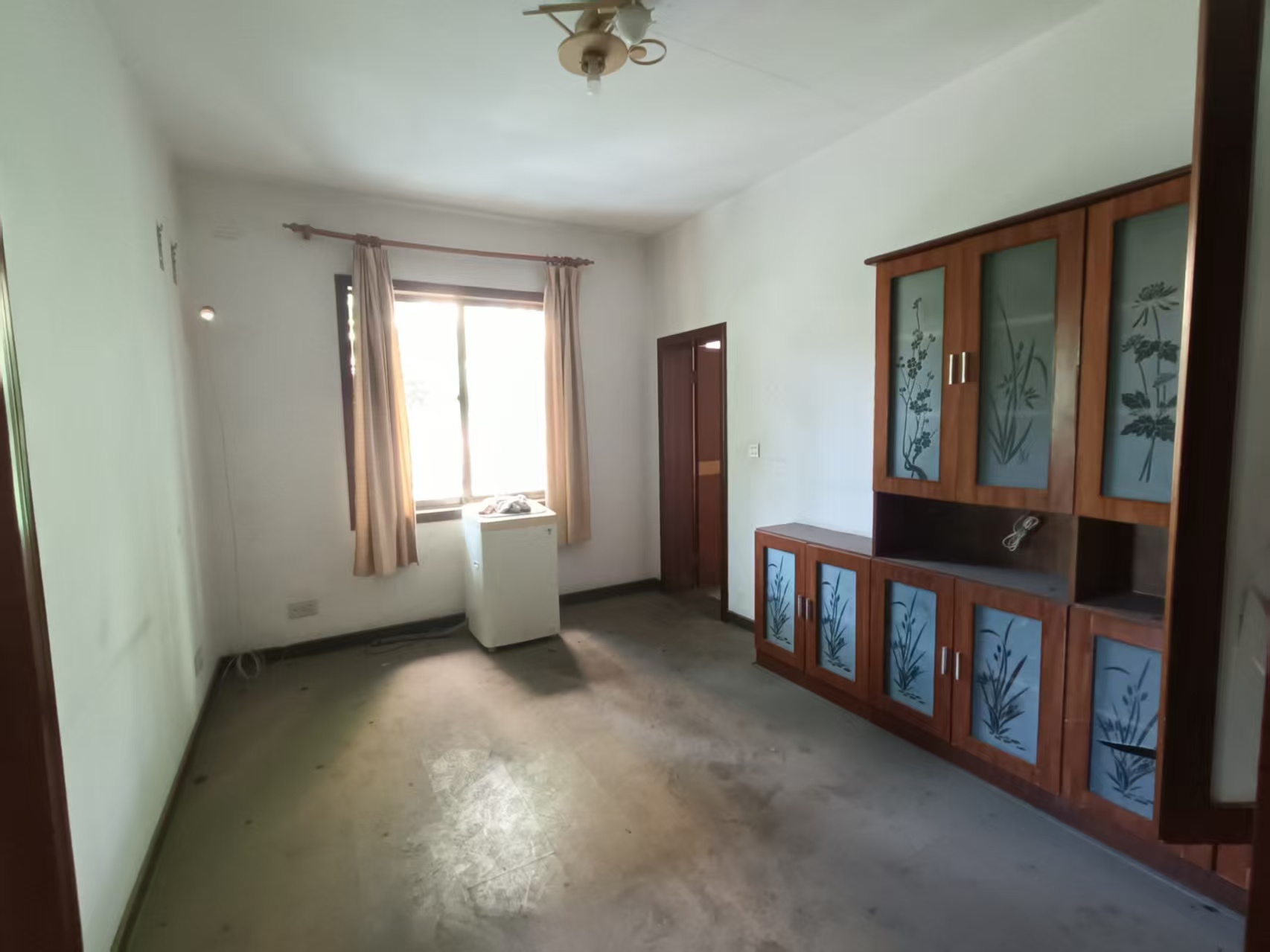 明月湖别墅(建锋) 6室4厅4卫 193.0万 明月湖别墅(建锋) 6室4厅4卫 193.0万室内图