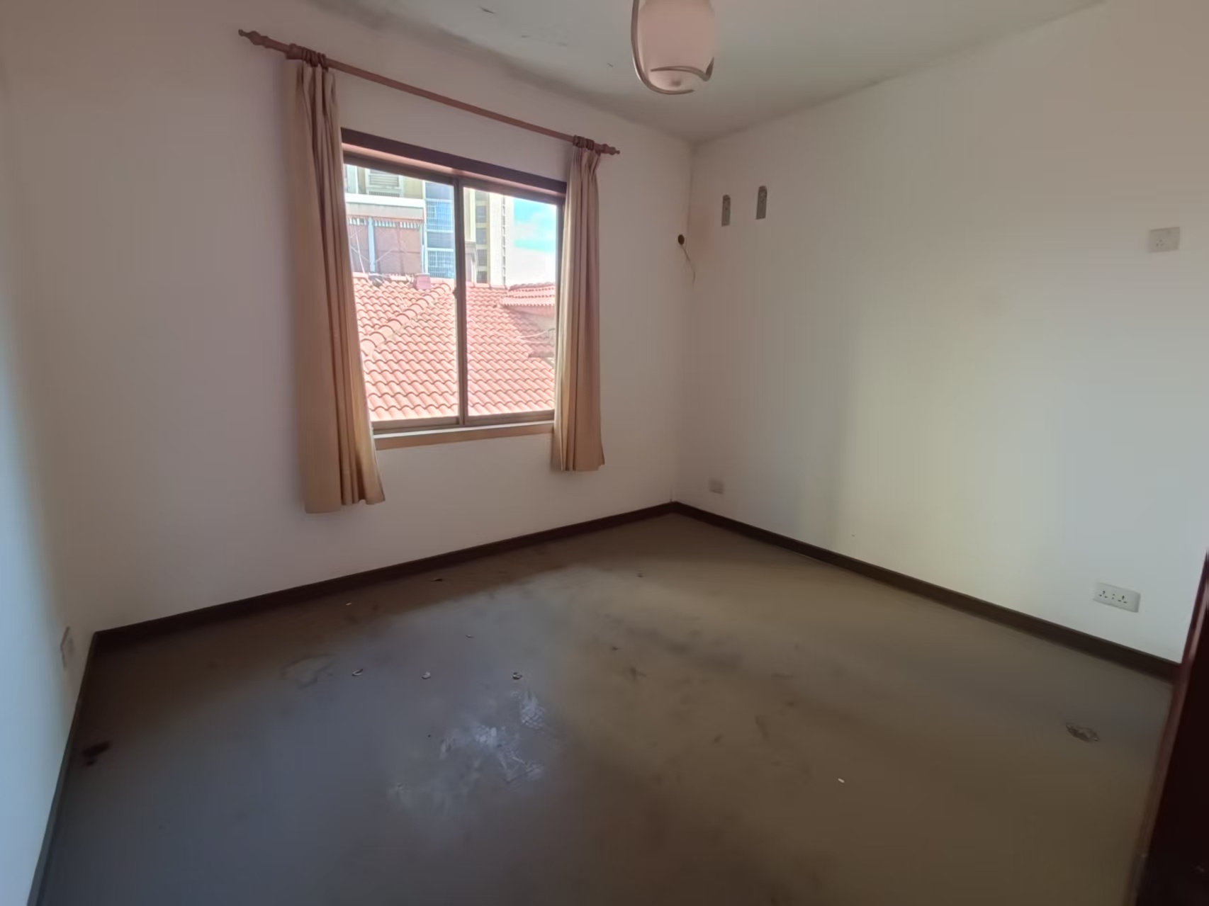 明月湖别墅(建锋) 6室4厅4卫 193.0万 明月湖别墅(建锋) 6室4厅4卫 193.0万室内图