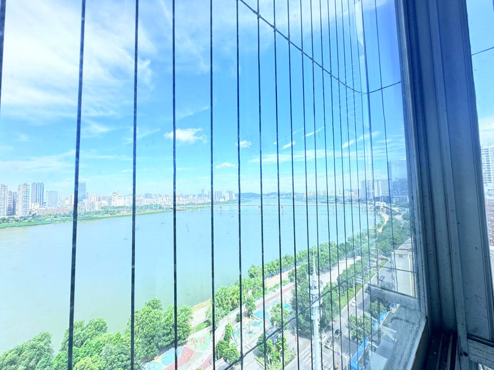 九天国际 3室2厅2卫 64.8万 九天国际 3室2厅2卫 64.8万室内图