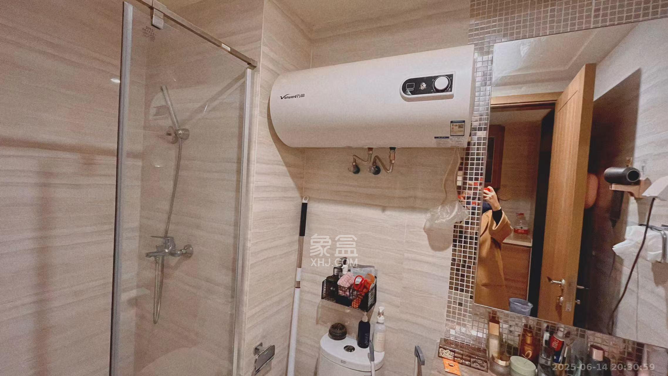 恒大国际广场 1室1厅1卫 1550.0元/月 恒大国际广场 1室1厅1卫 1550.0元/月室内图