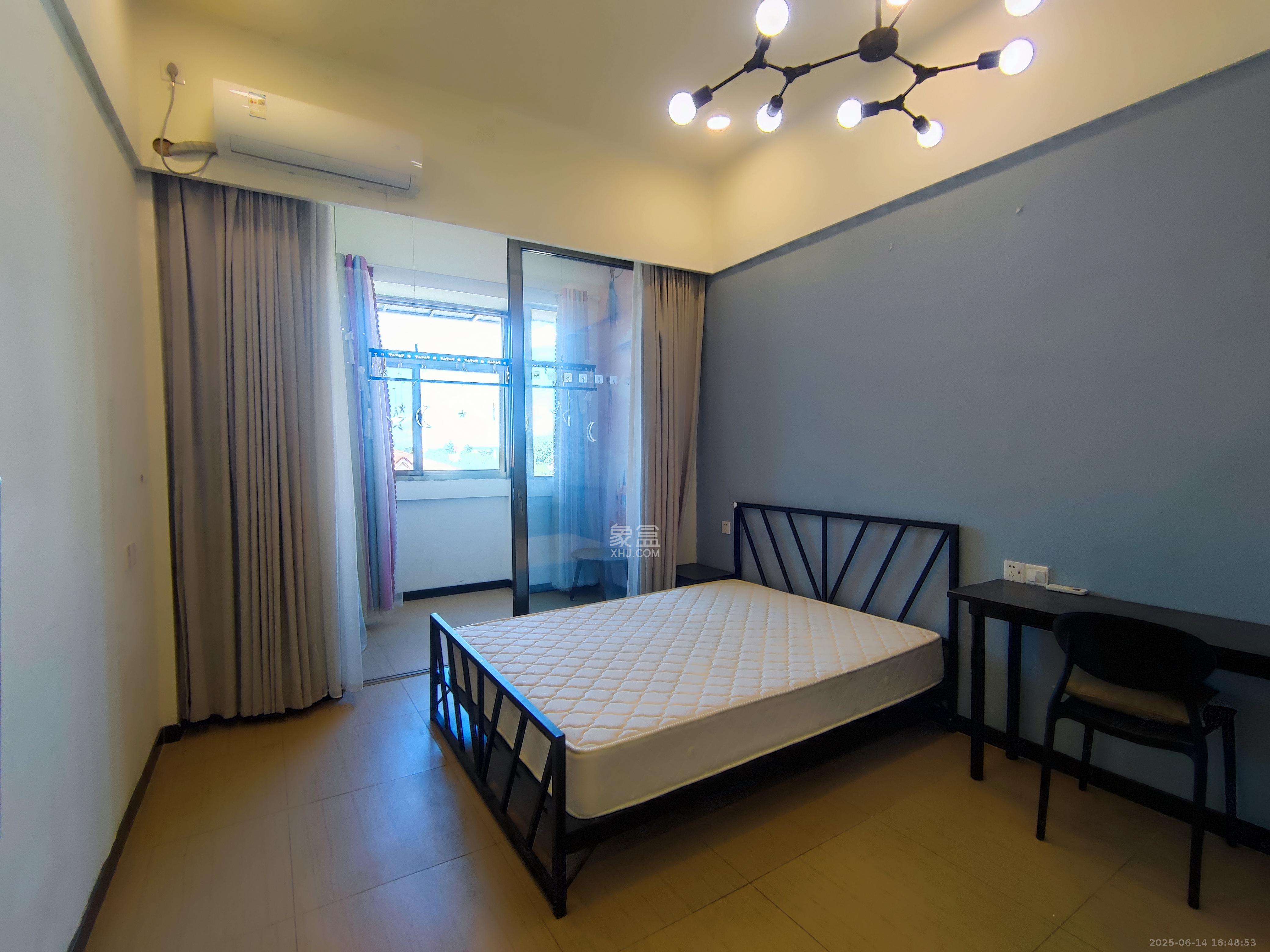 碧桂园威尼斯城  1室1厅1卫    1100.0元/月 碧桂园威尼斯城  1室1厅1卫    1100.0元/月