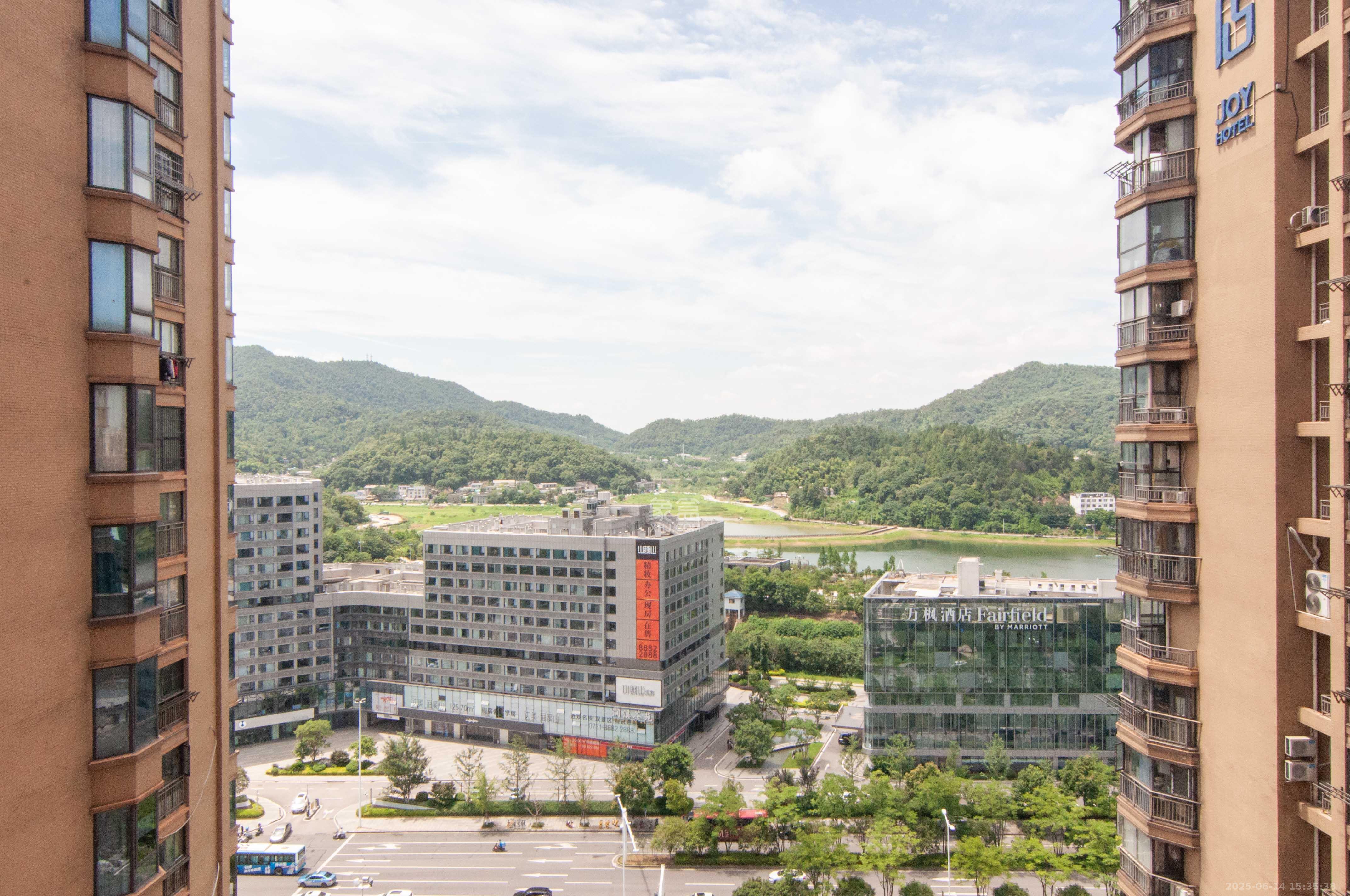 中一九骏（枫桥苑）  3室2厅2卫   95.00万其他