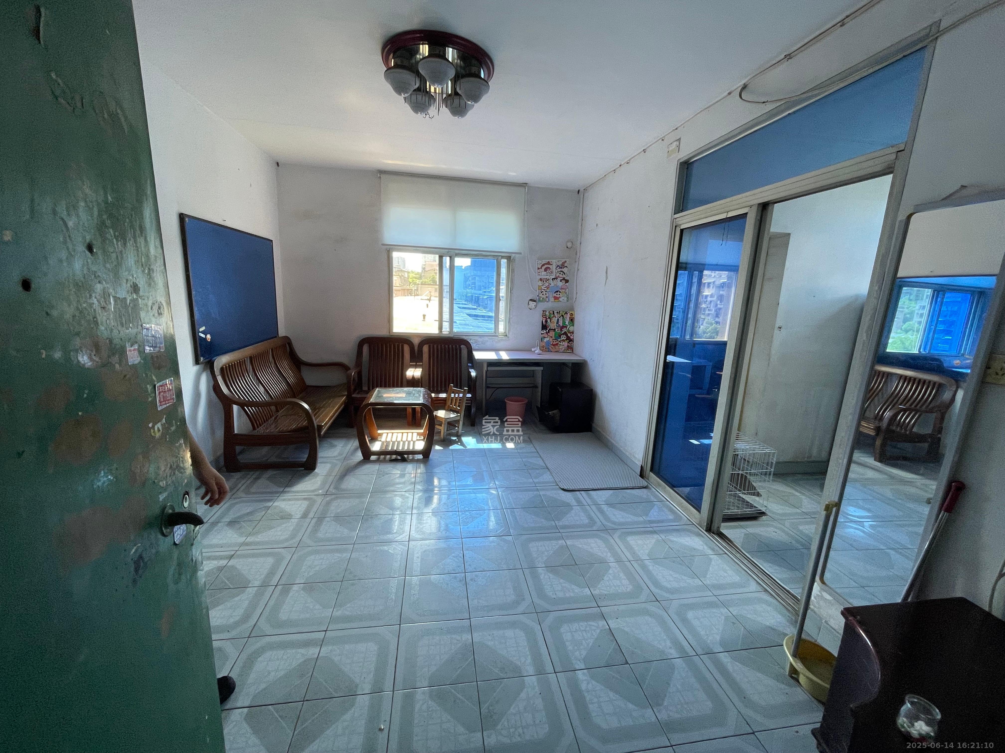 桂花二村 2室1厅1卫 1000.0元/月 桂花二村 2室1厅1卫 1000.0元/月室内图