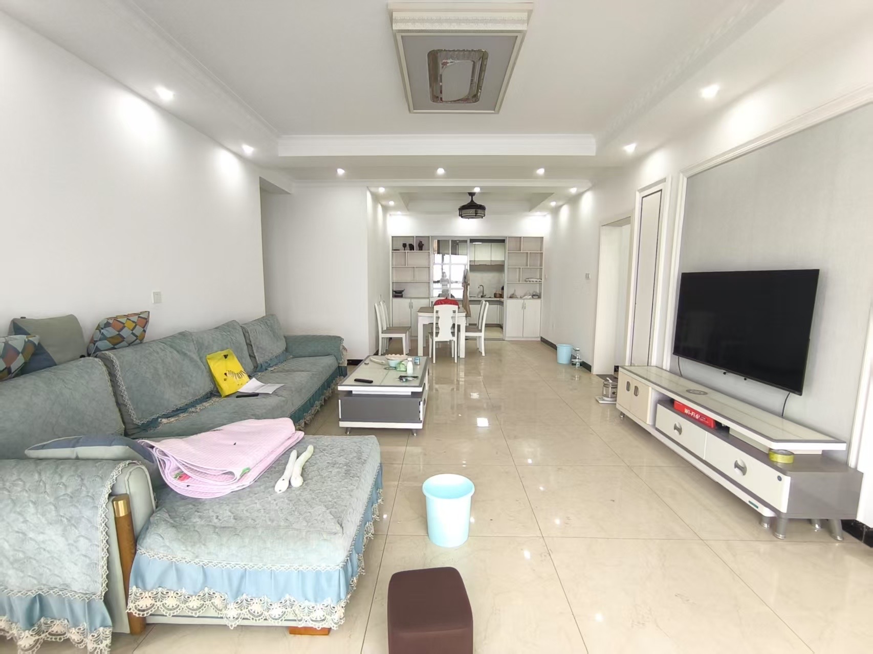 紫华郡 3室2厅1卫 2400.0元/月 紫华郡 3室2厅1卫 2400.0元/月户型图