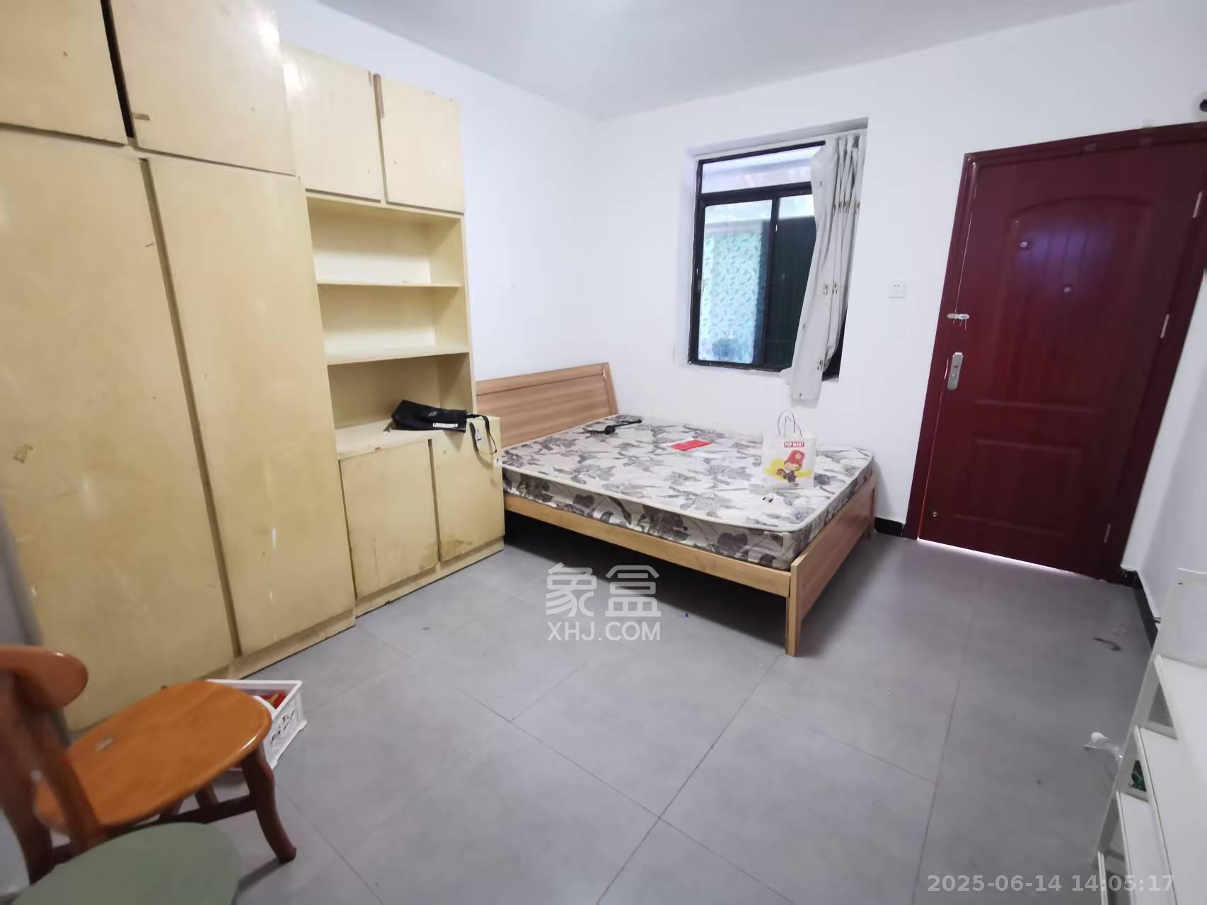 裕敏里散盘 3室1厅1卫 2000.0元/月 裕敏里散盘 3室1厅1卫 2000.0元/月室内图