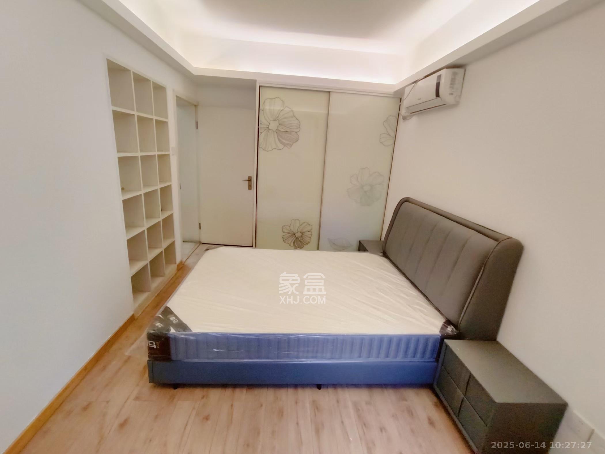 层上观邸  1室0厅0卫   2500.00元/月室内图