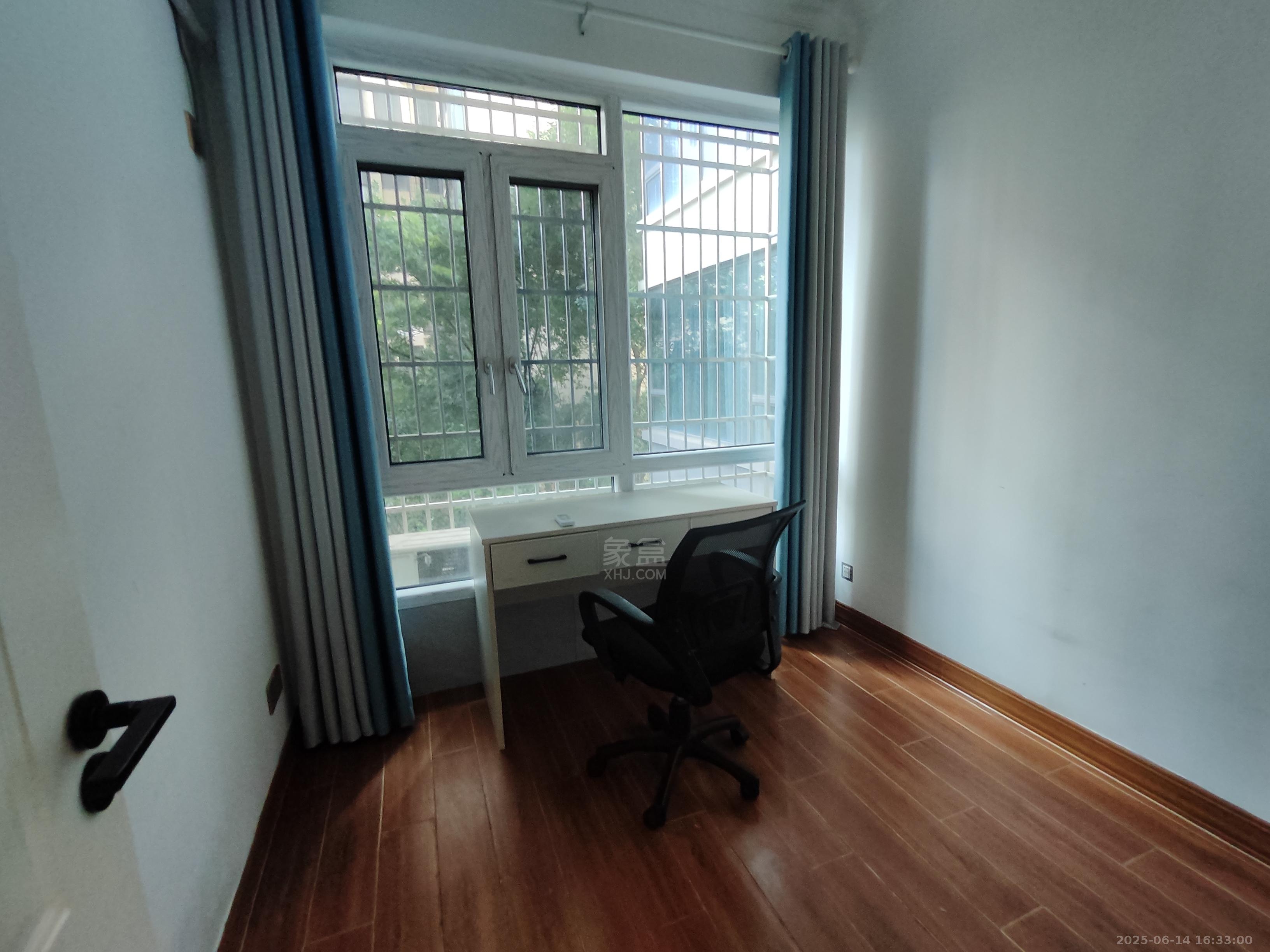 金轮翡翠名园 3室2厅2卫 1600.0元/月 金轮翡翠名园 3室2厅2卫 1600.0元/月室内图