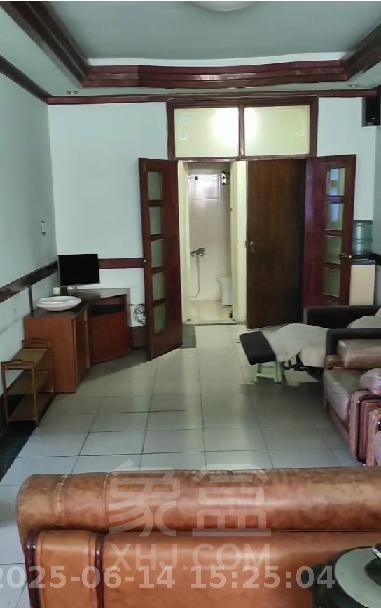 人民中路 3室1厅1卫 1200.0元/月 人民中路 3室1厅1卫 1200.0元/月室内图