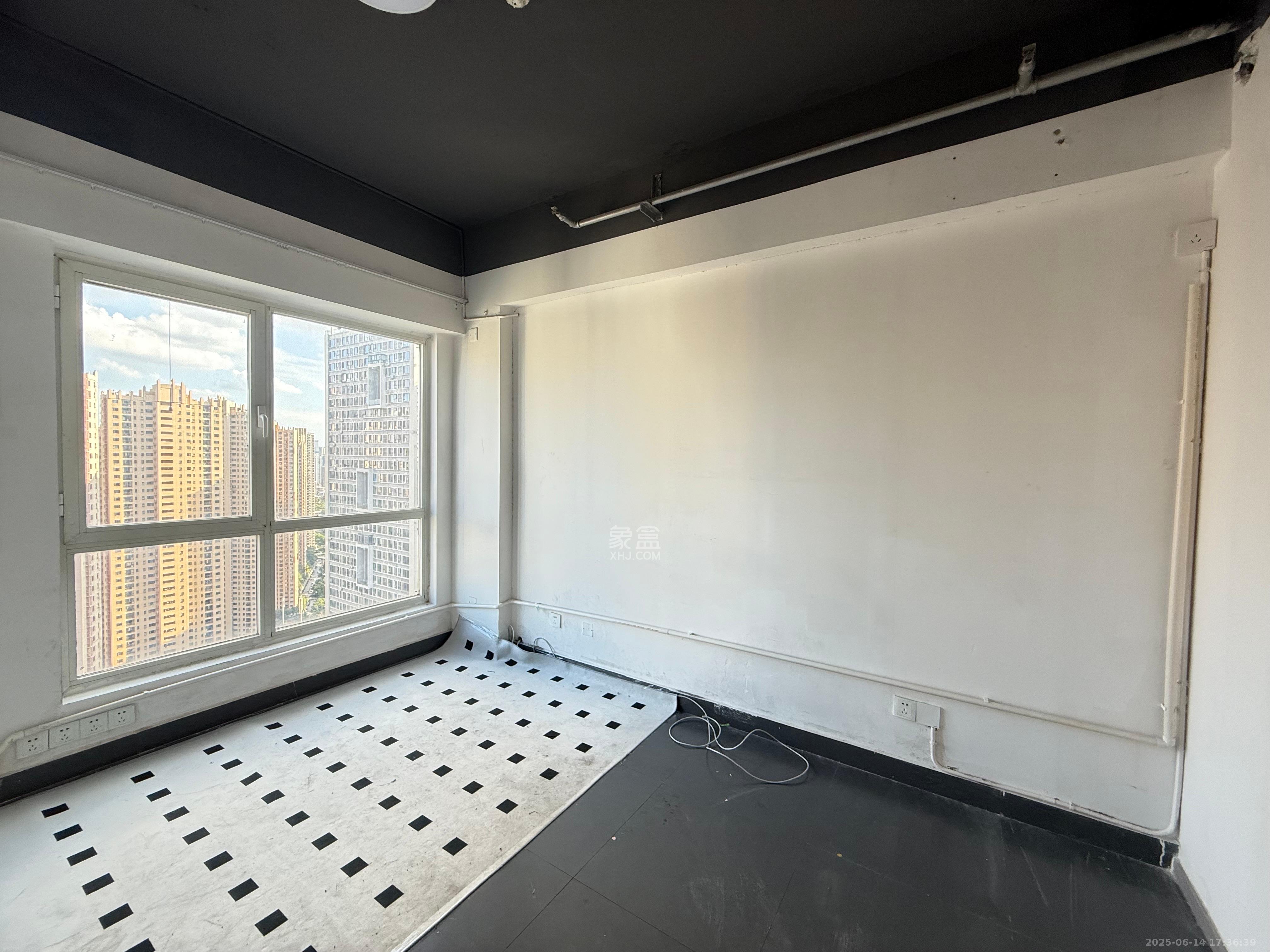 北辰三角洲B1E1区 1室2厅1卫 6800.0元/月 北辰三角洲B1E1区 1室2厅1卫 6800.0元/月室内图