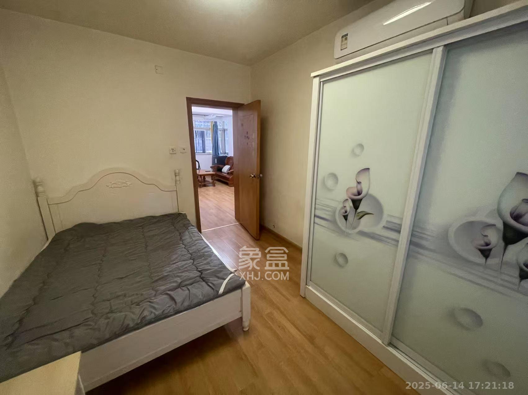 楚湘街二条巷散盘 2室1厅1卫 1700.0元/月 楚湘街二条巷散盘 2室1厅1卫 1700.0元/月室内图