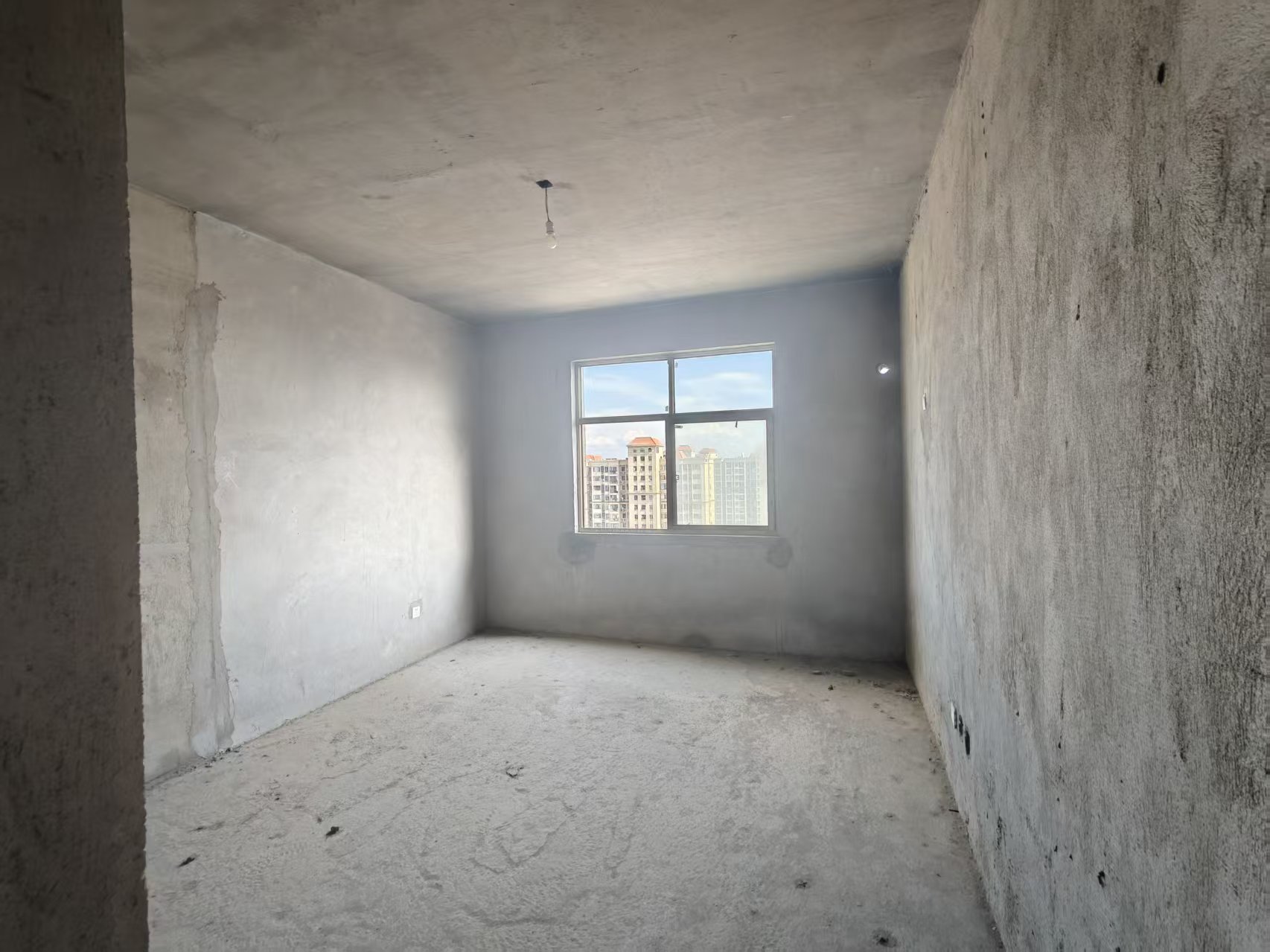 上和世家 4室2厅2卫 56.8万 上和世家 4室2厅2卫 56.8万客厅