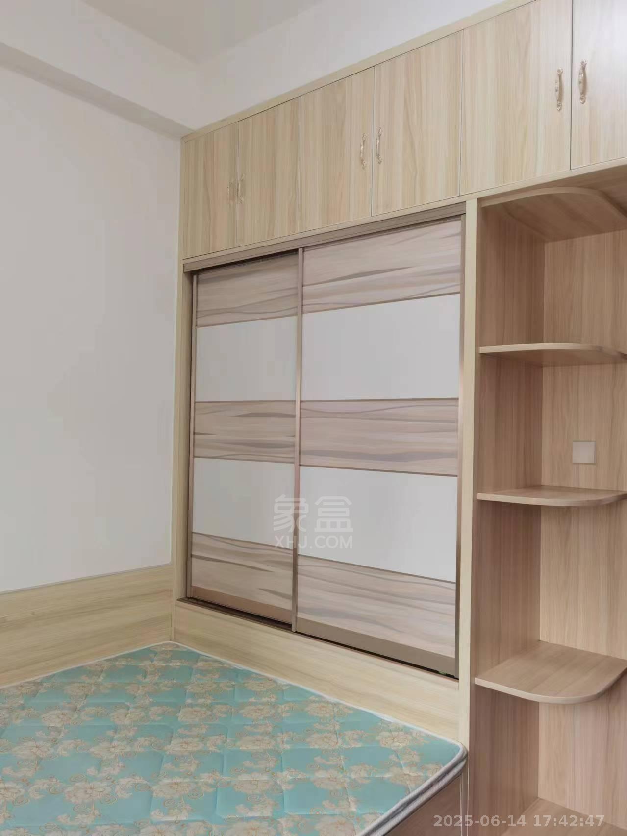 庐山一号  2室2厅1卫   2000.00元/月室内图
