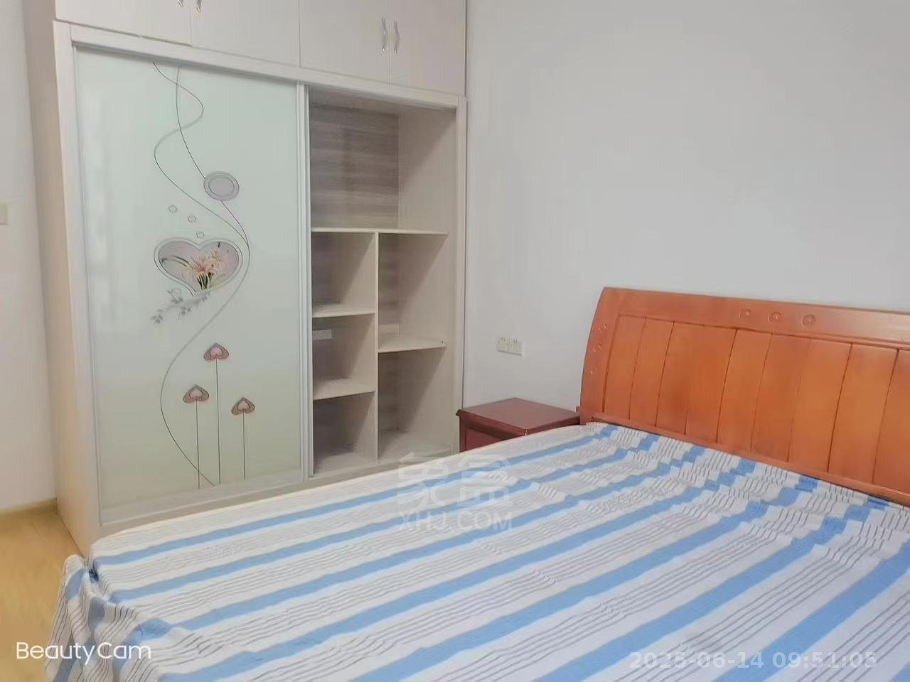 庐山春天早安华晨 2室2厅1卫 1700.0元/月 庐山春天早安华晨 2室2厅1卫 1700.0元/月室内图