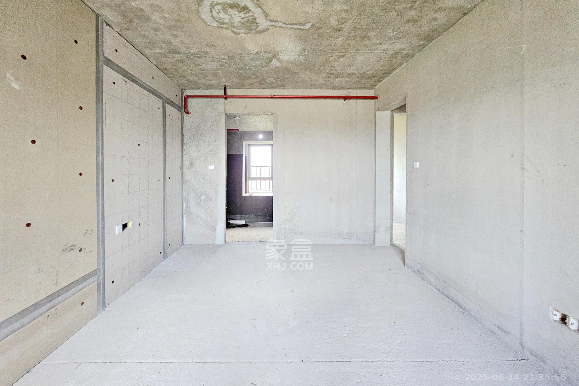 阳光城尚东湾悦江府  3室2厅2卫    100.0万卧室