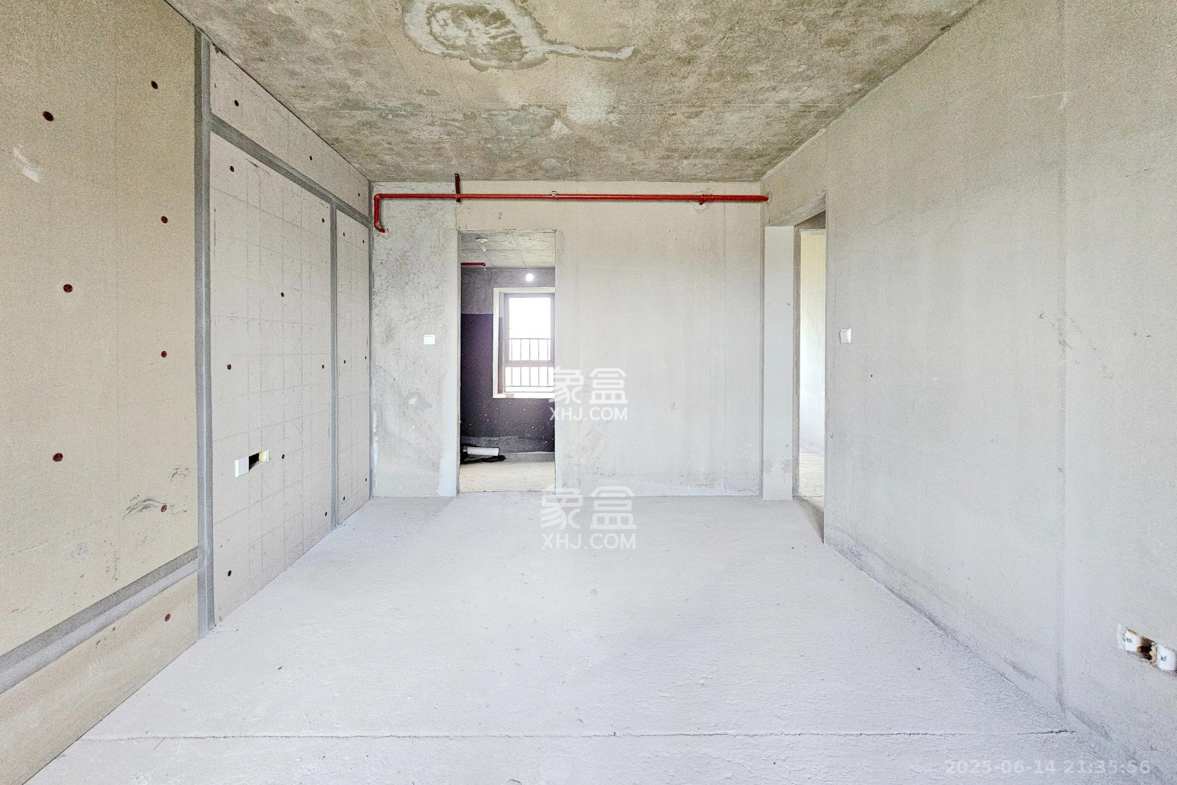 阳光城尚东湾悦江府  3室2厅2卫    100.0万 阳光城尚东湾悦江府  3室2厅2卫    100.0万卧室