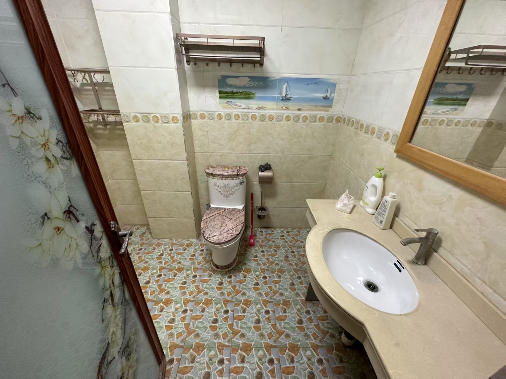 东头村独栋小院 8室3厅4卫 5800.0元/月 东头村独栋小院 8室3厅4卫 5800.0元/月室内图