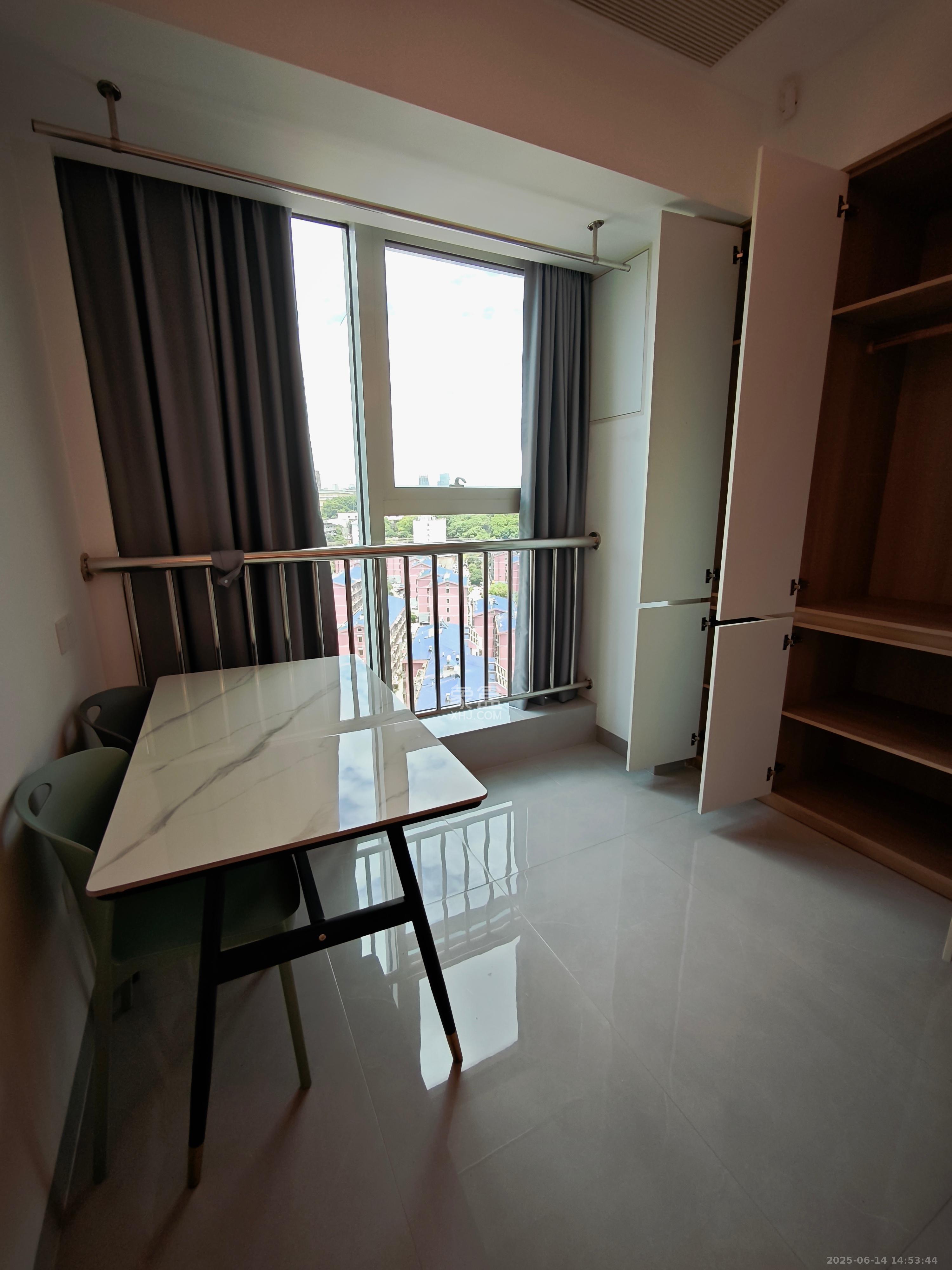 恒大誉府(融誉商业中心) 1室1厅1卫 1700.0元/月 恒大誉府(融誉商业中心) 1室1厅1卫 1700.0元/月室内图