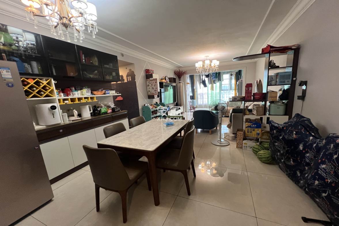 恒大绿洲 3室2厅2卫 75.0万 恒大绿洲 3室2厅2卫 75.0万客厅