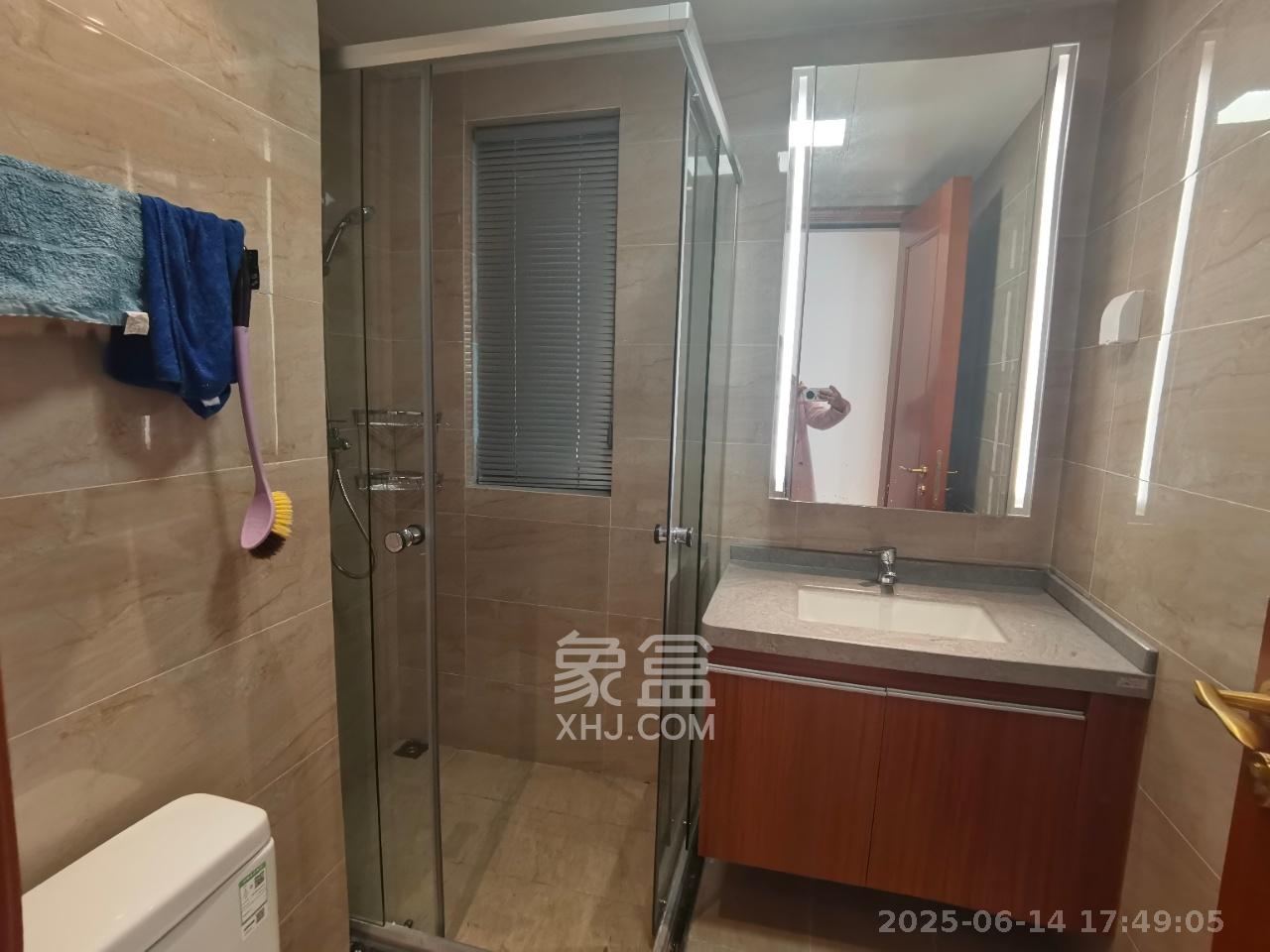 恒大上林苑  3室2厅1卫    2600.0元/月室内图