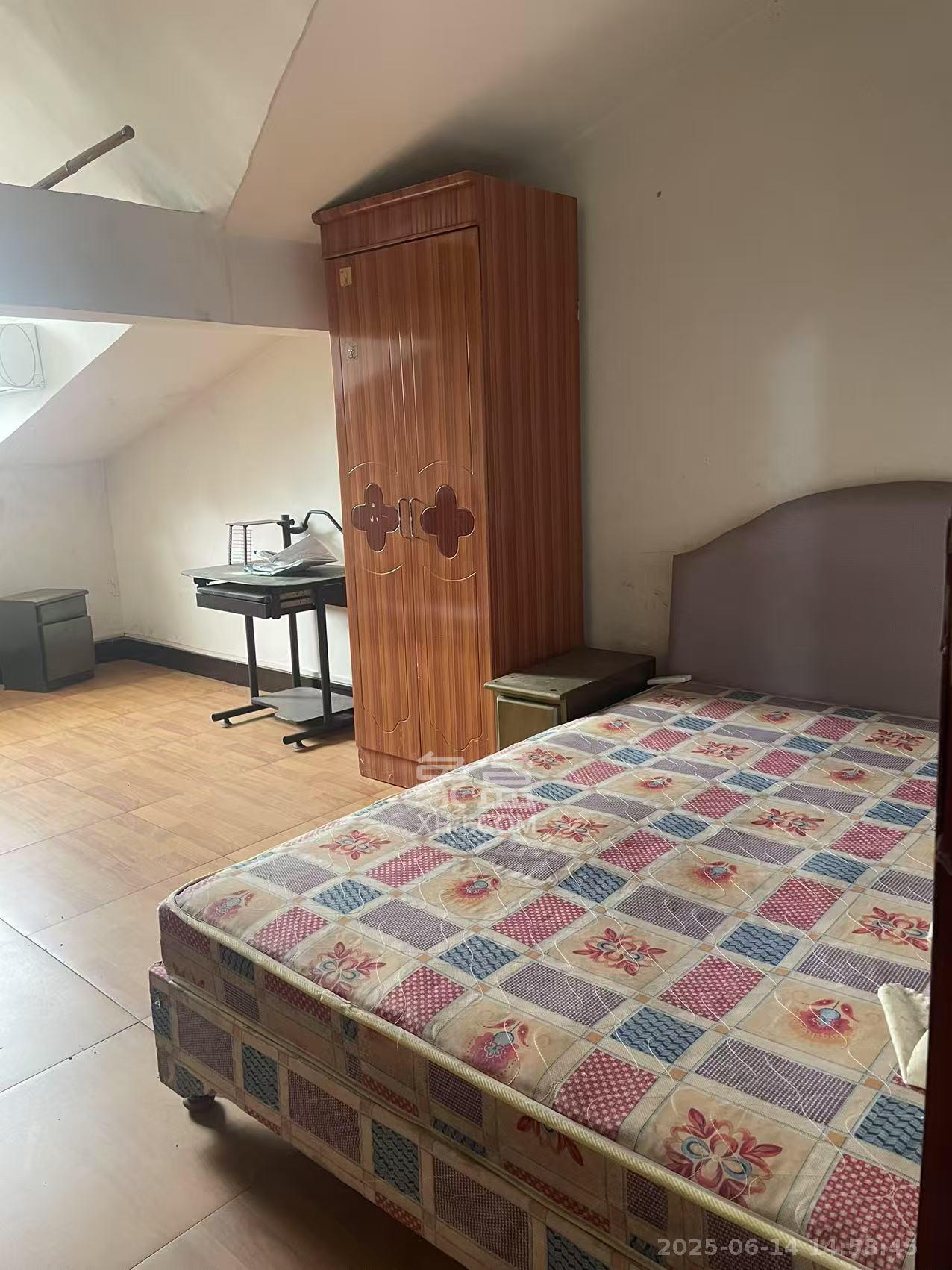 张公岭安置小区 1室0厅0卫 1200.0元/月 张公岭安置小区 1室0厅0卫 1200.0元/月室内图