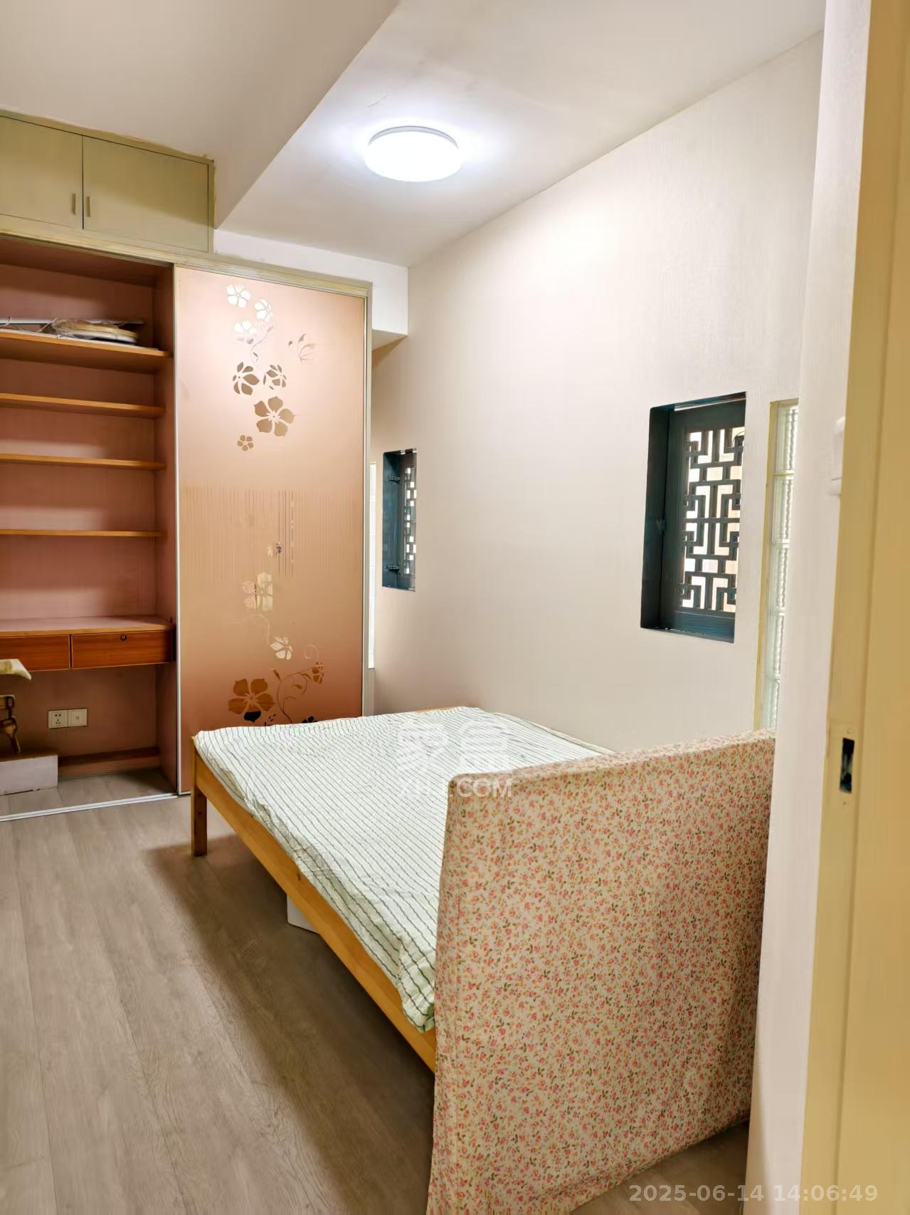 摩天一号  2室2厅1卫   2800.00元/月室内图