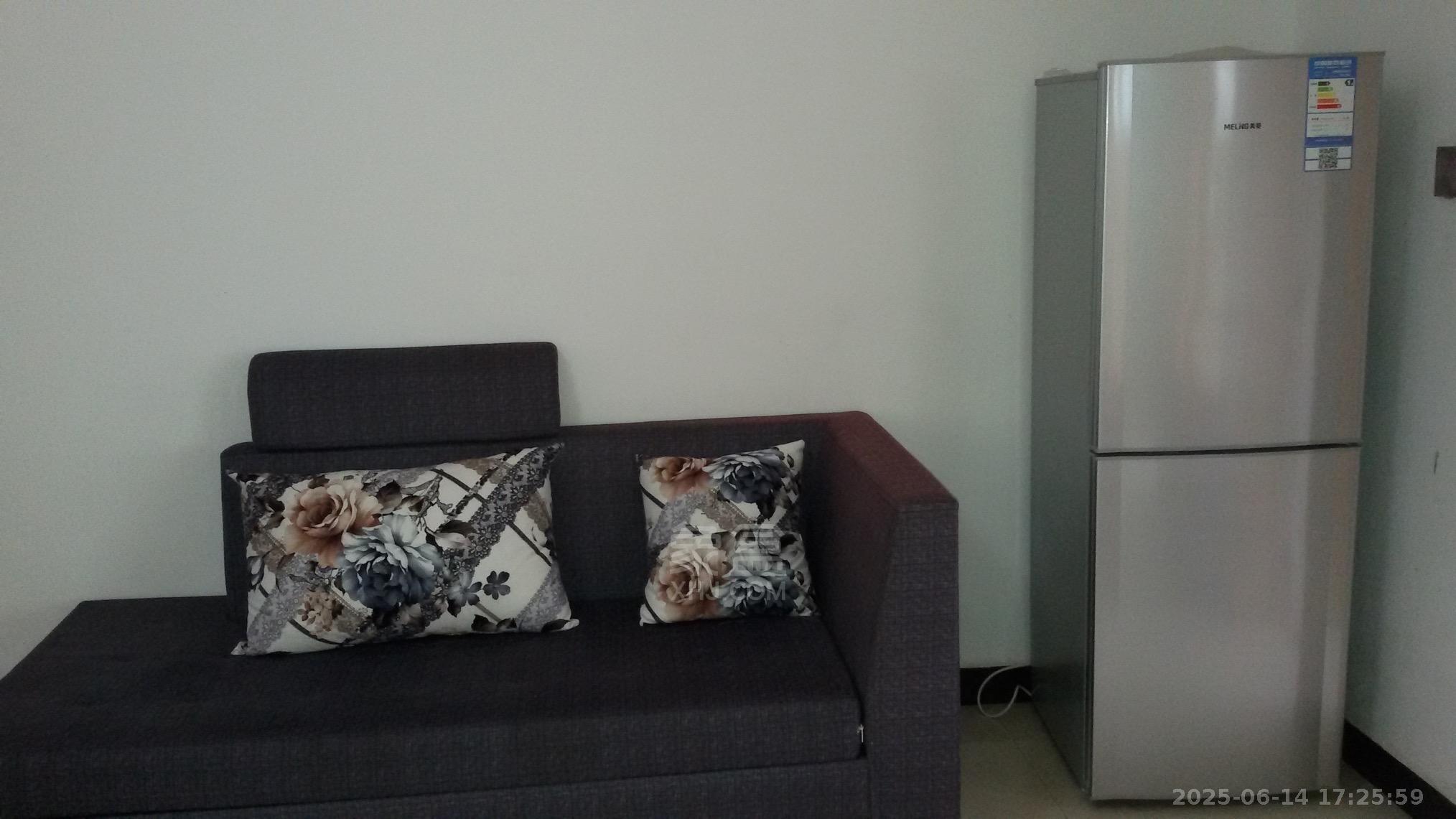 家润多 1室1厅1卫 1000.0元/月 家润多 1室1厅1卫 1000.0元/月室内图