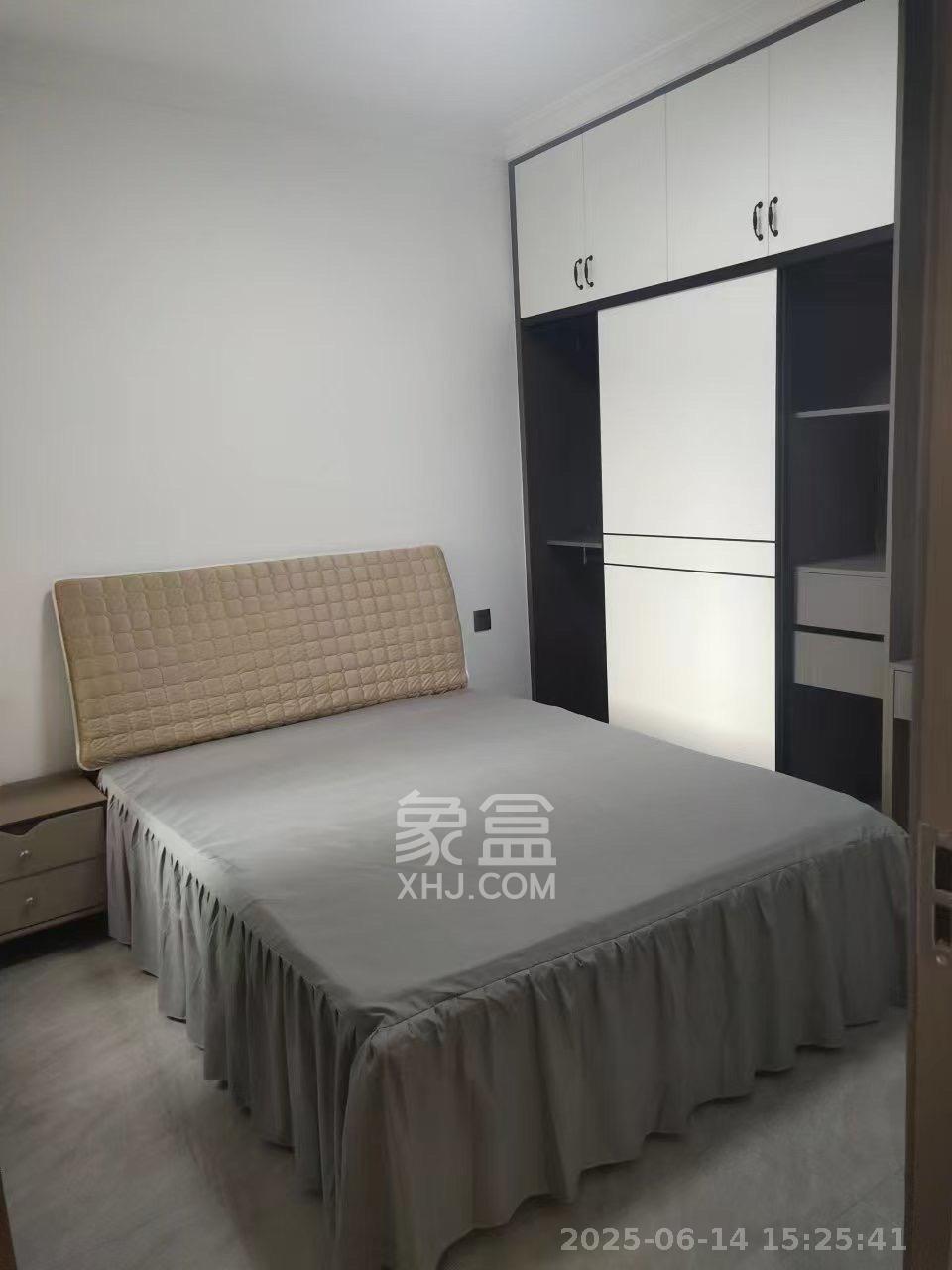 谷峰安置小区（惟德园）  2室2厅1卫    2200.0元/月室内图1