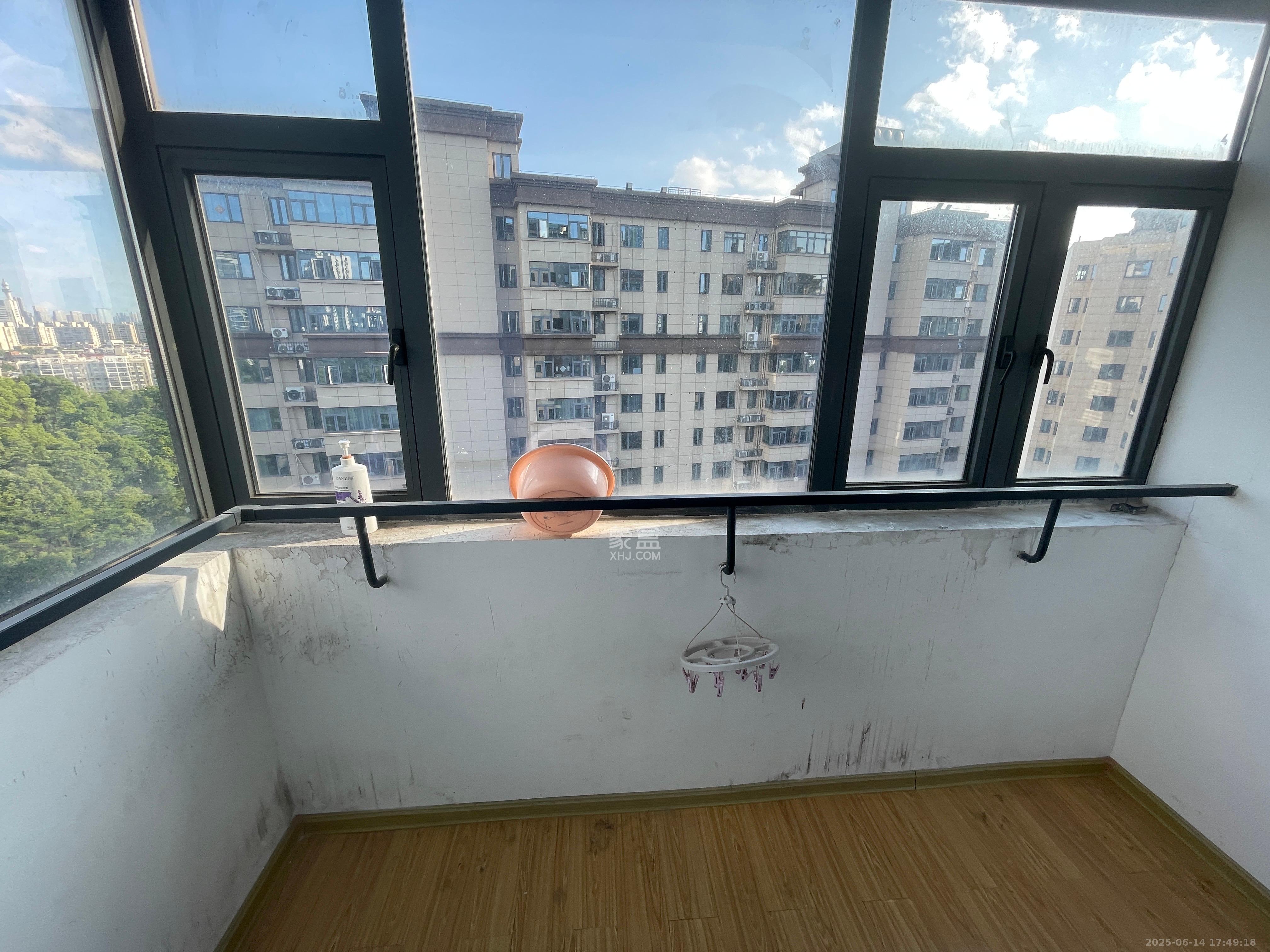 蓝光雍锦阁 1室1厅1卫 750.0元/月 蓝光雍锦阁 1室1厅1卫 750.0元/月室内图