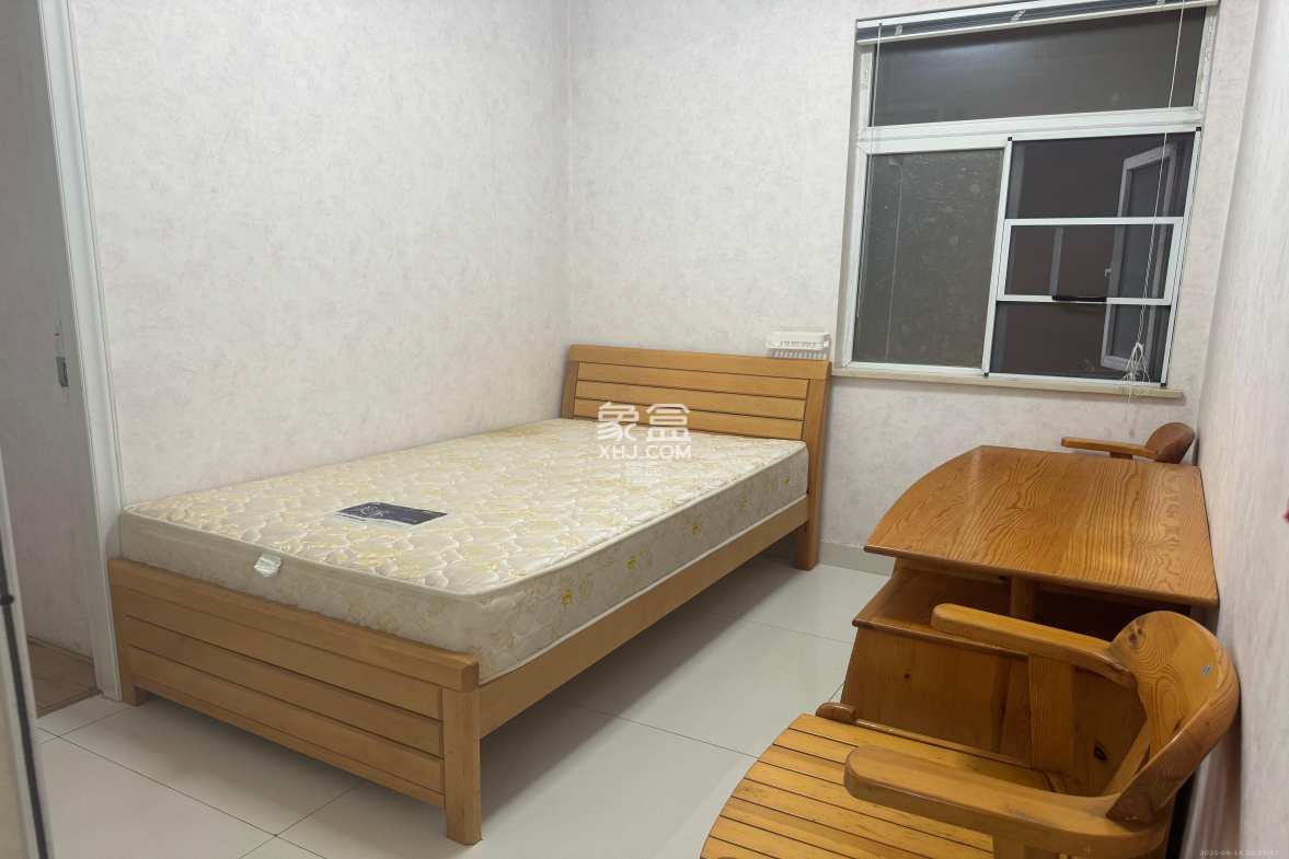 宏泽佳园 3室2厅1卫 3600.0元/月 宏泽佳园 3室2厅1卫 3600.0元/月室内图