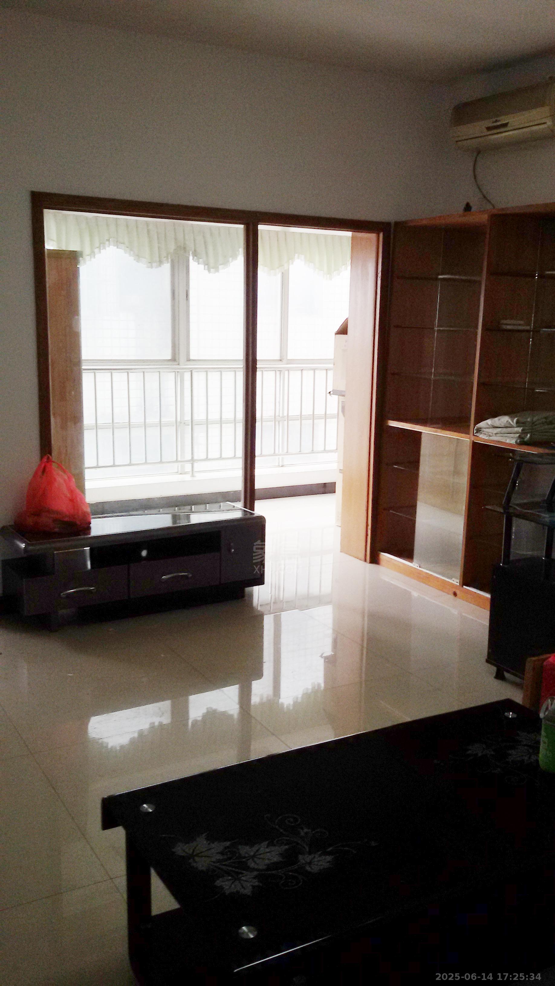 家润多 1室1厅1卫 1000.0元/月 家润多 1室1厅1卫 1000.0元/月室内图