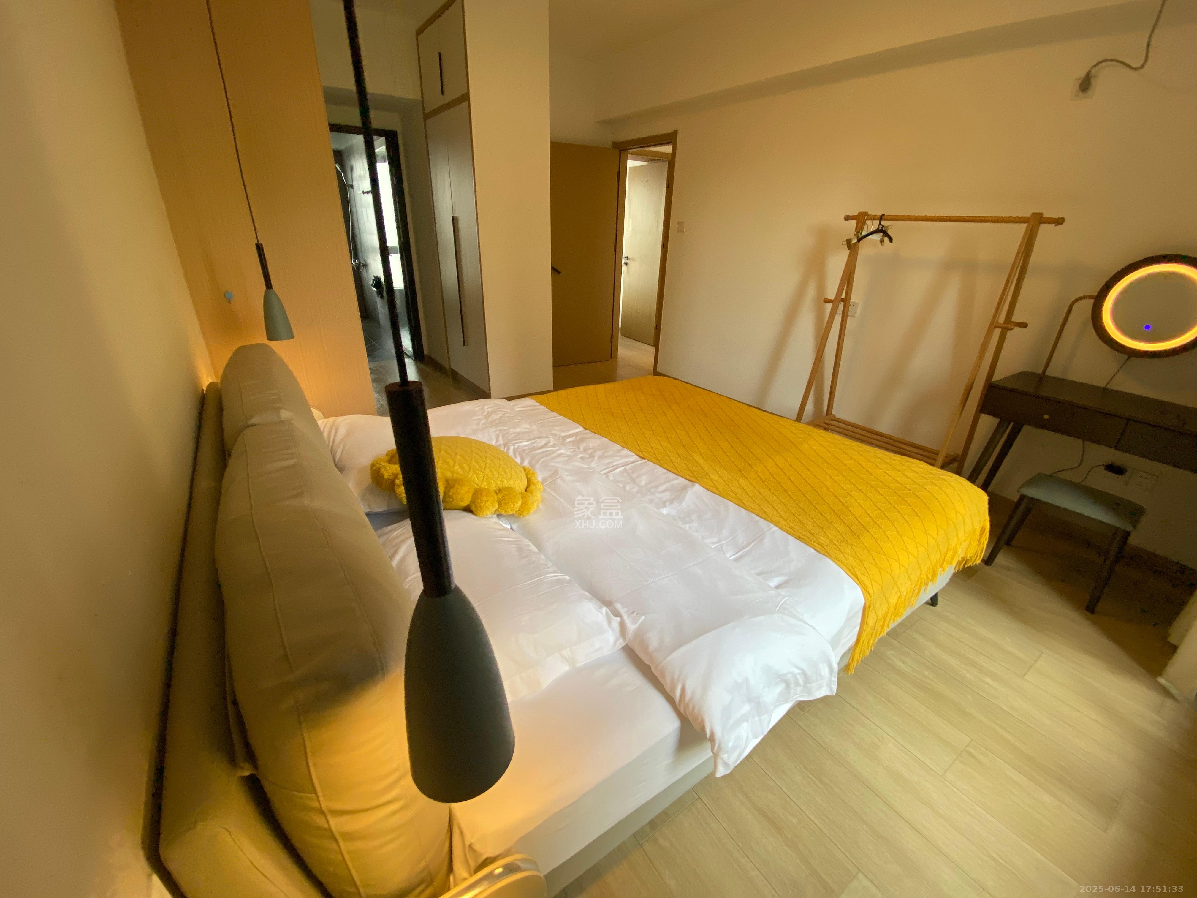 达美D6区  4室2厅2卫   5000.00元/月室内图