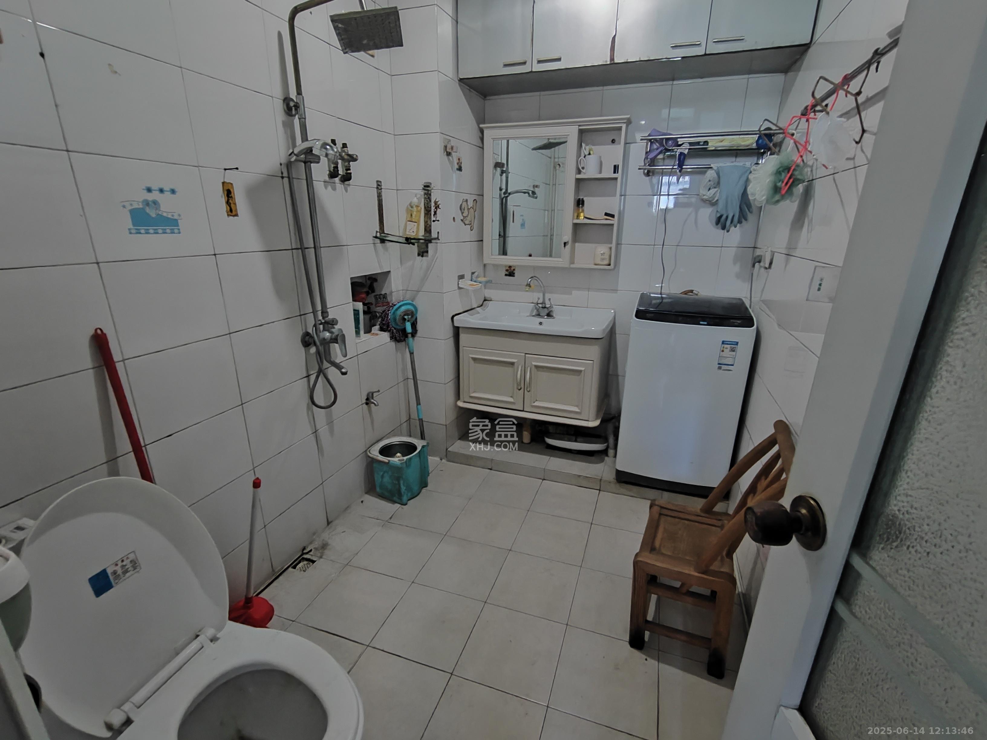 教育电视台宿舍  2室1厅1卫   1500.00元/月室内图