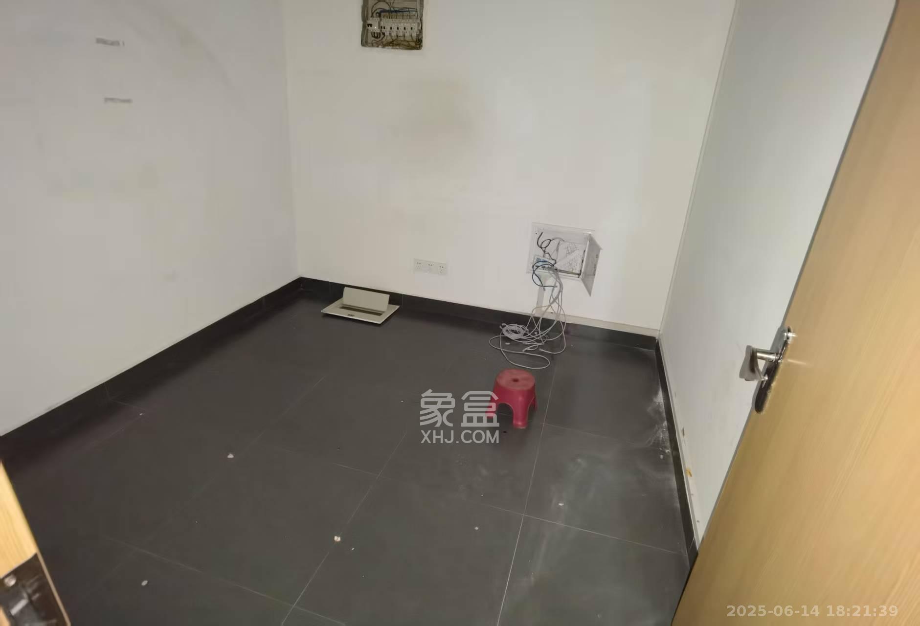 北辰三角洲B1E1区  10室2厅2卫   18000.00元/月室内图