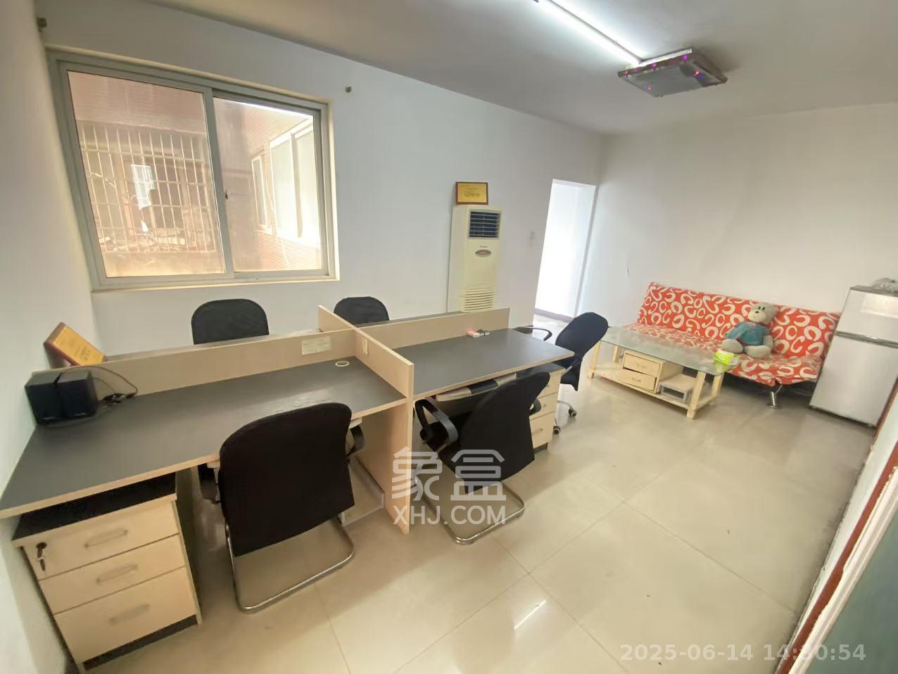 巧克力空间（建鸿达现代大厦）  2室1厅1卫   1700.00元/月室内图